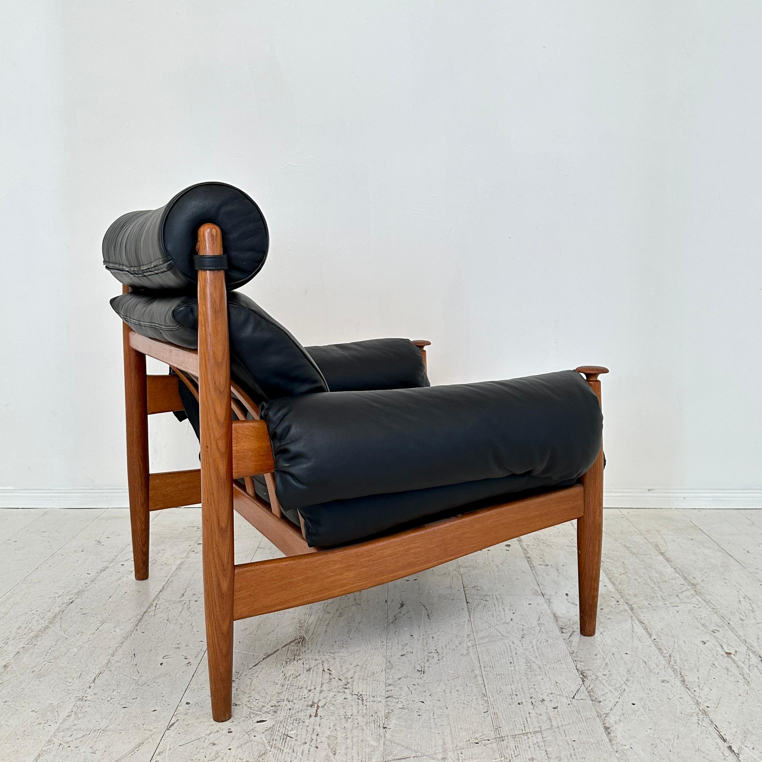 Large Oak and Black Leather Armchair by Eric Merthen , IRE Möbler, Sweden, 1960 6
