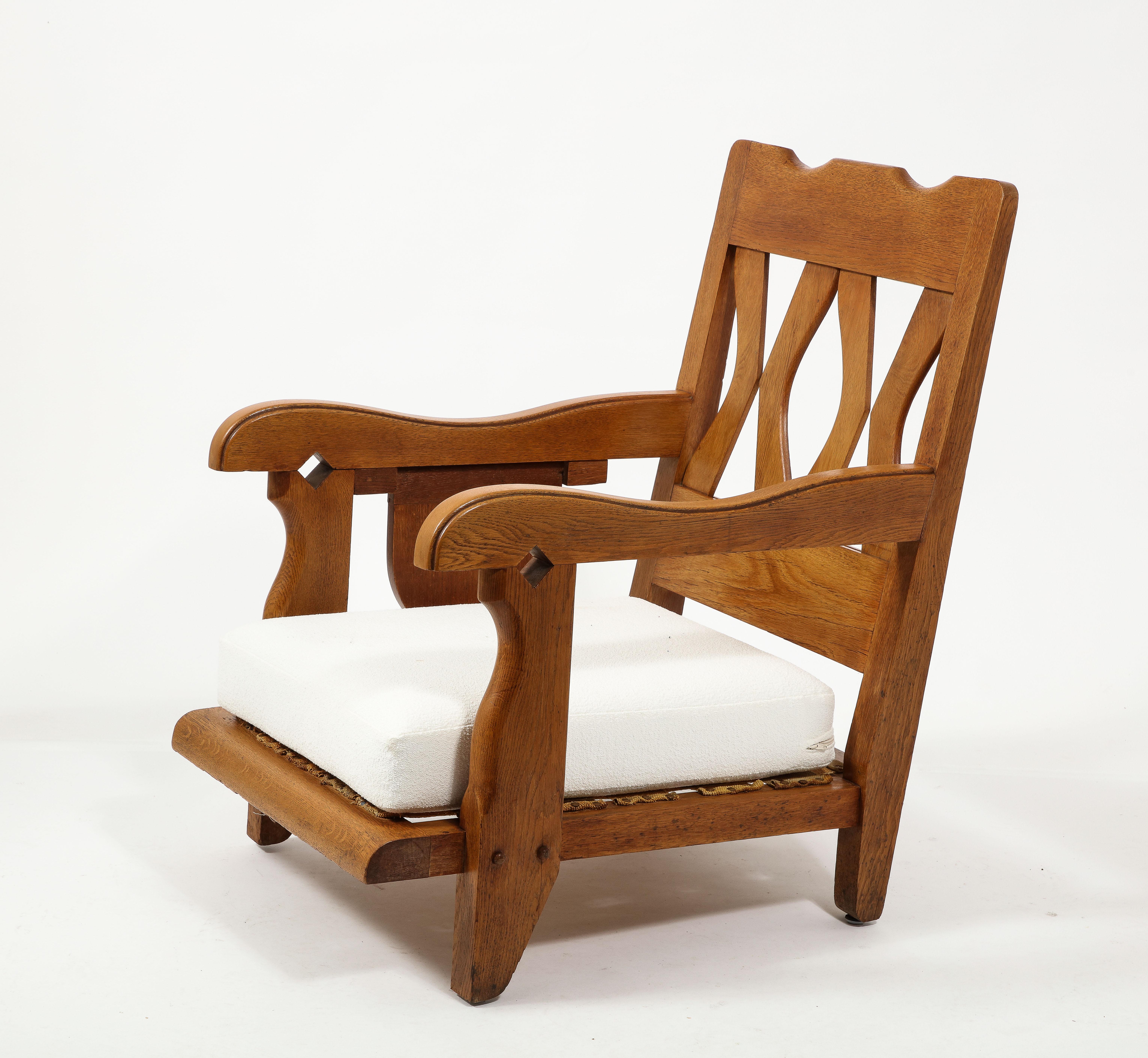 Großer Sessel aus Eiche und Bouclé von Guillerme & Chambron, Frankreich 1950er Jahre im Angebot 9