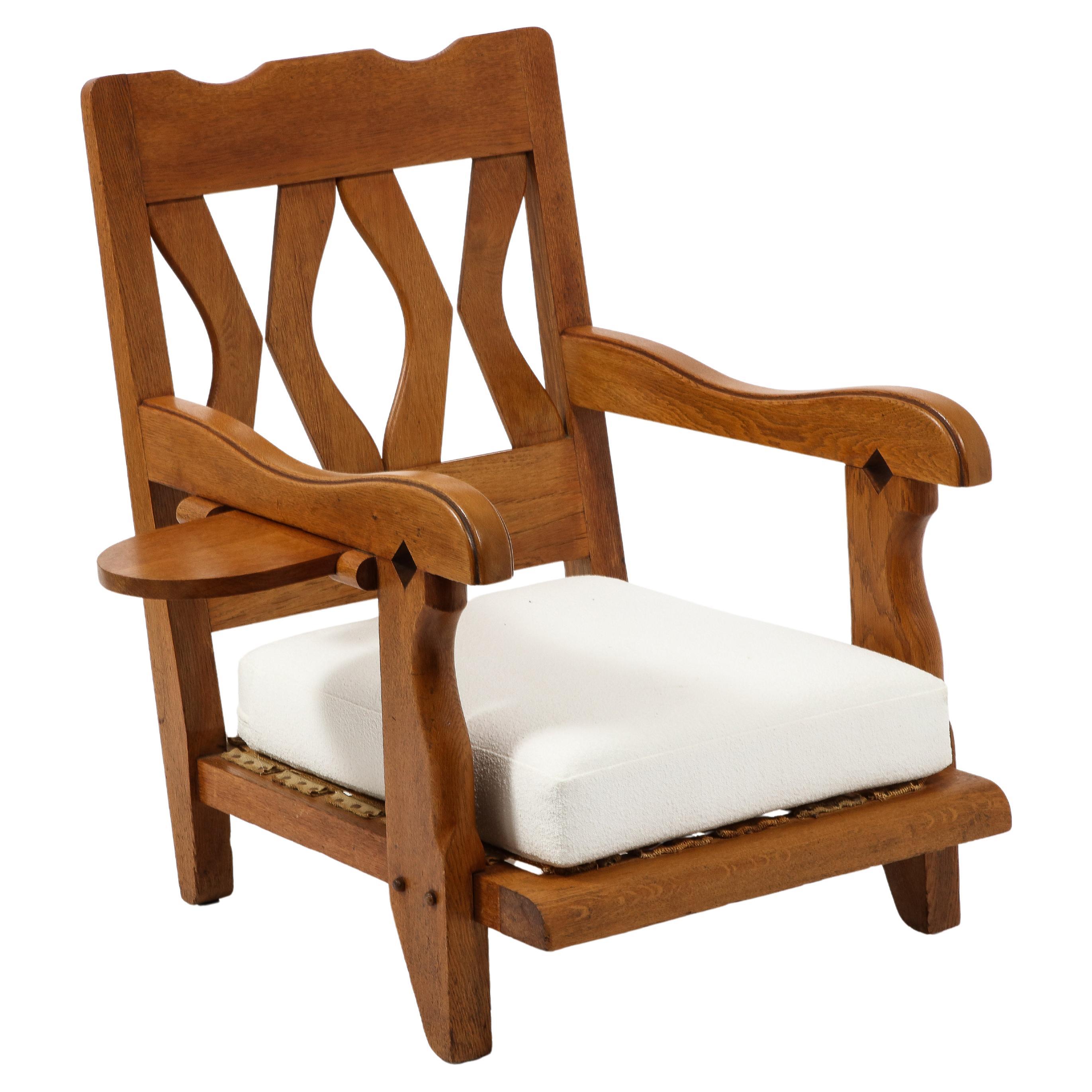 Grand fauteuil en Oak & Bouclé par Guillerme and Chambron, France 1950's en vente