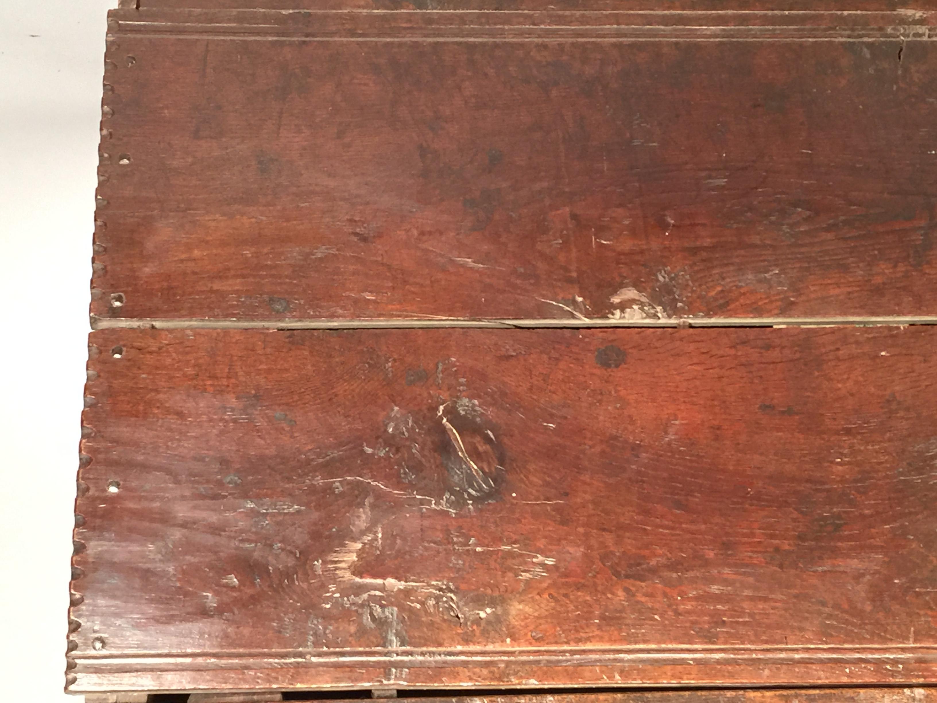 Large oak armourer’s, sword chest or coffer, circa 1600. Excellent old patina and superb colour and in very good overall state for an item some 400+ years old.
A rare and unusually large English iron bound oak boarded armourer’s chest or coffer of