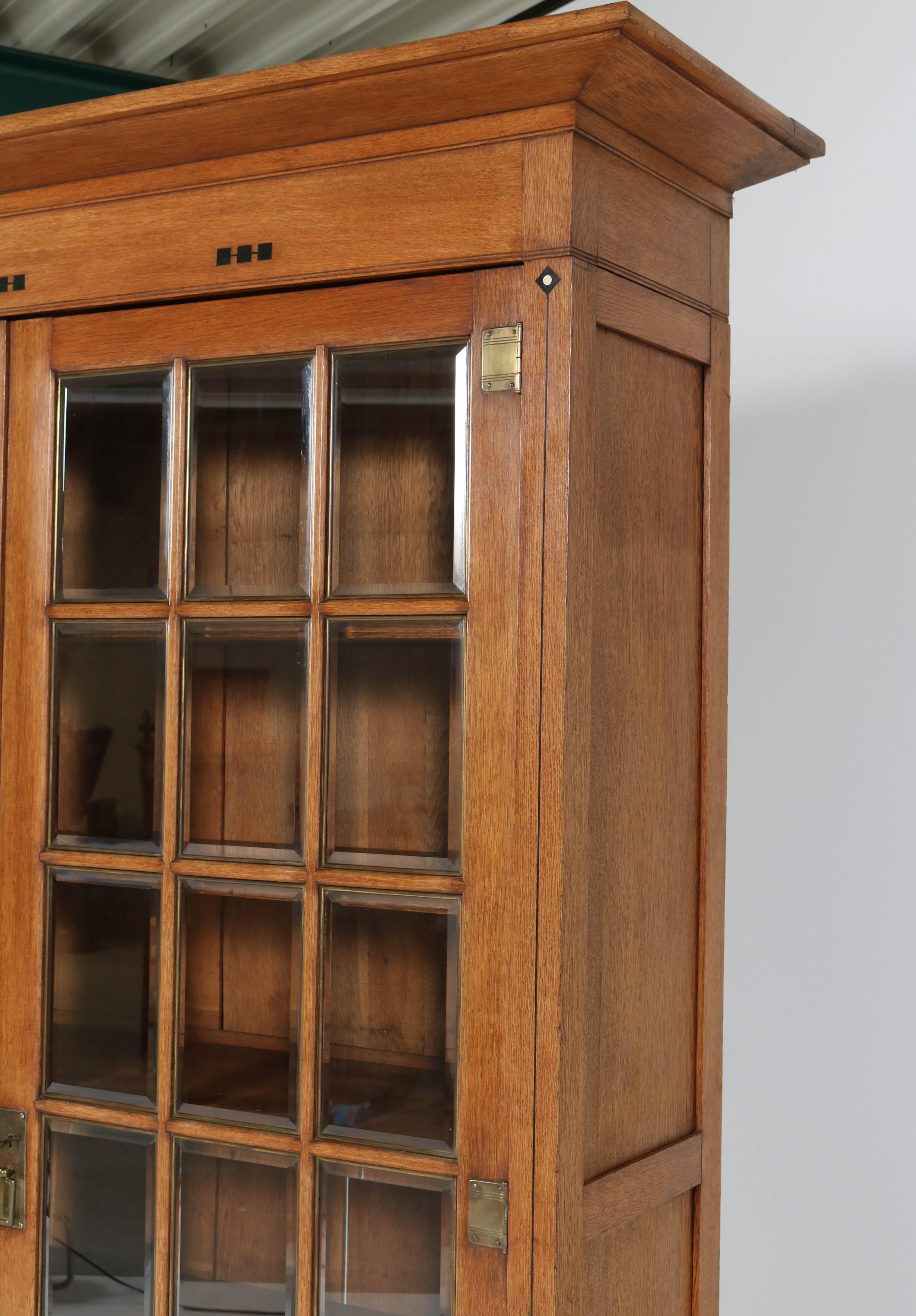 Large Oak Arts & Crafts Art Nouveau Bookcase, 1900s 3