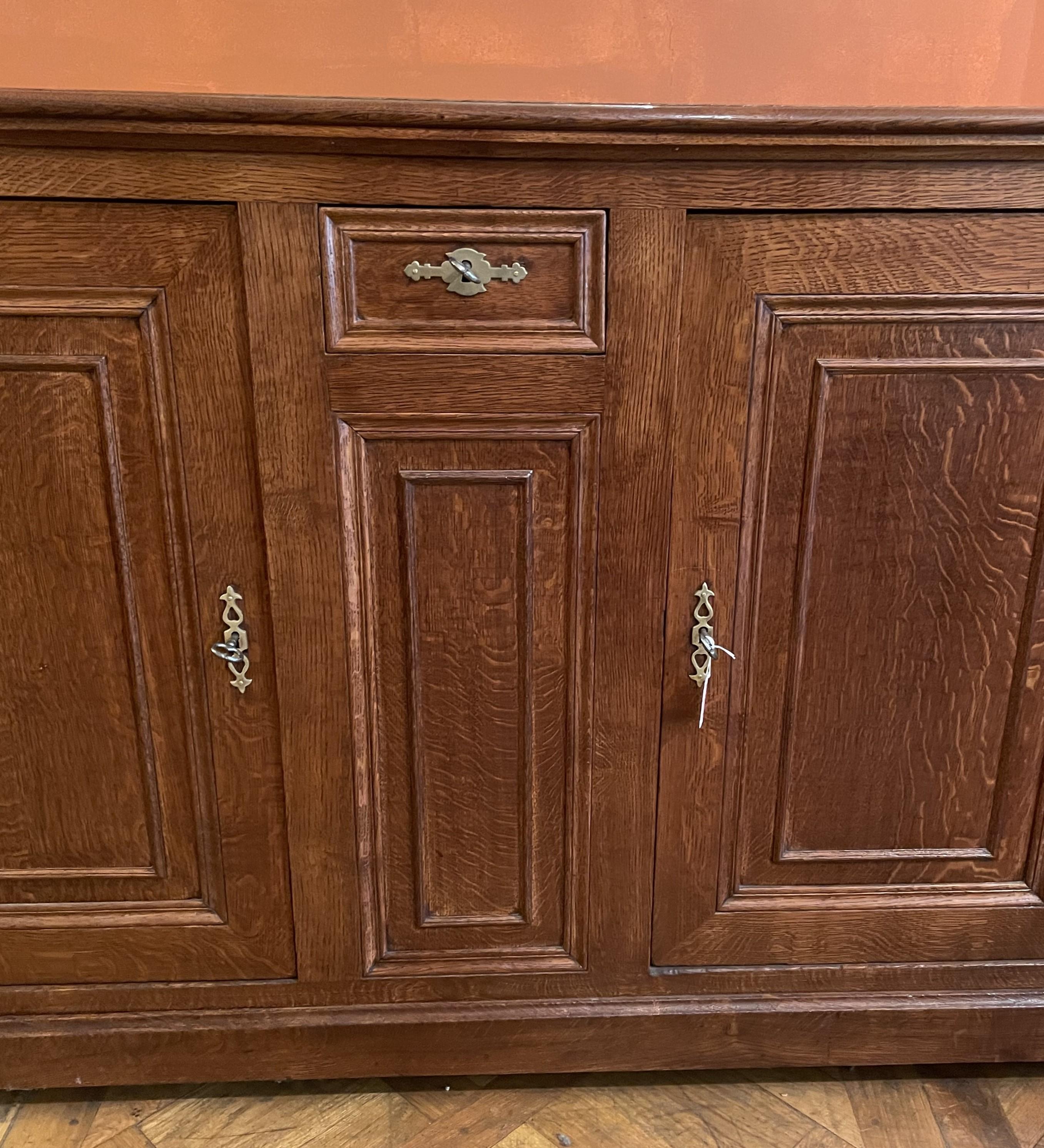 Francese Grande buffet a due ante in Oak - XIX secolo in vendita