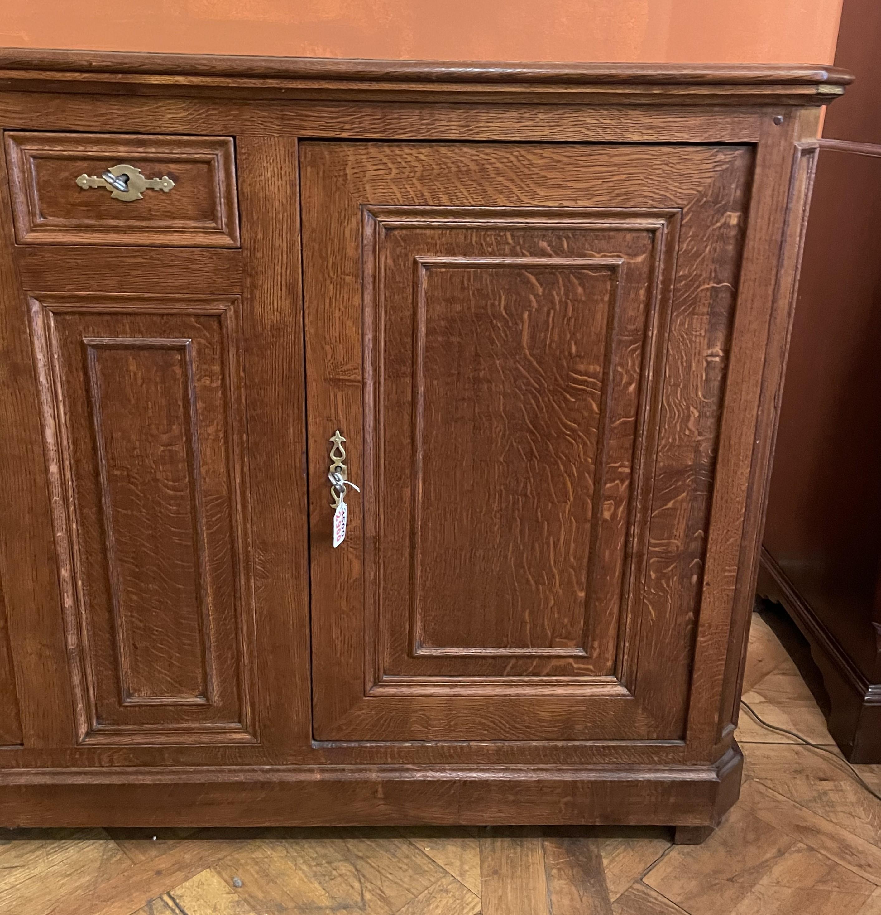 Grande buffet a due ante in Oak - XIX secolo In condizioni buone in vendita a Brussels, Brussels