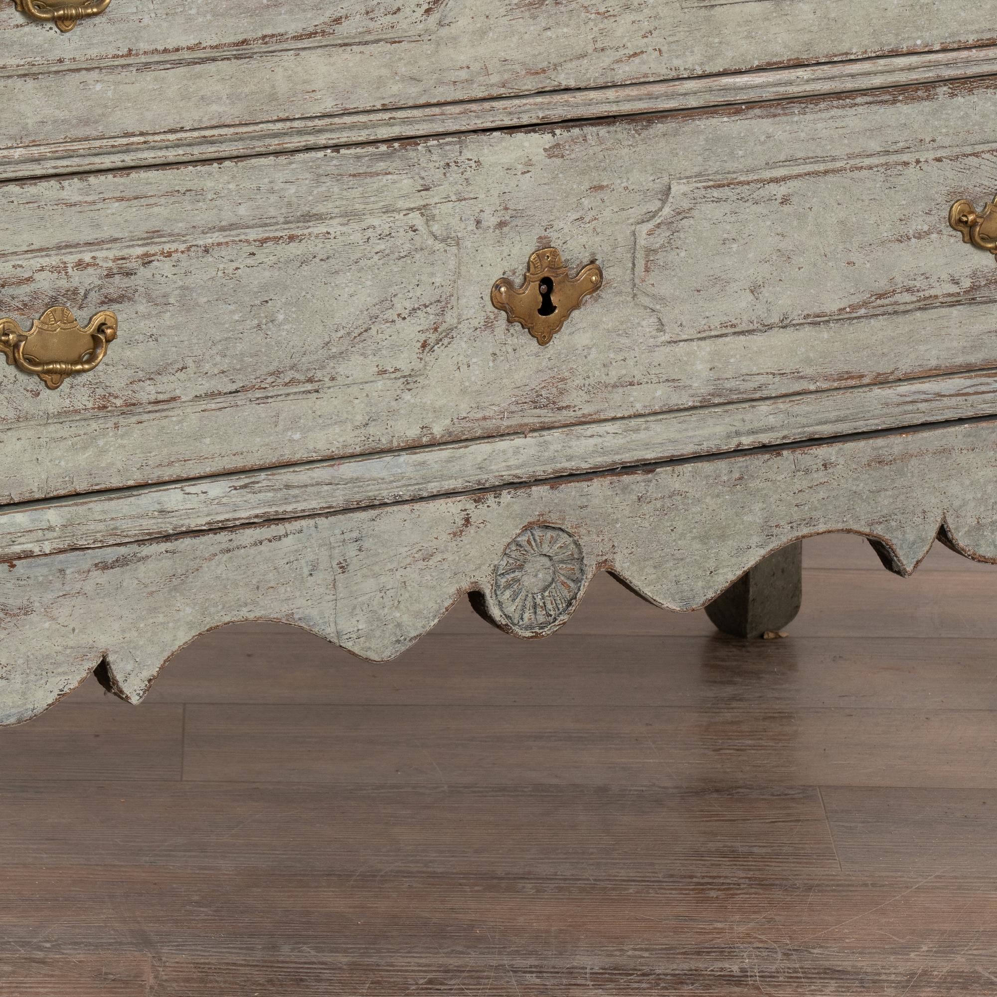 Grande cassettone in Oak a quattro cassetti, Svezia, circa 1800 in vendita 4