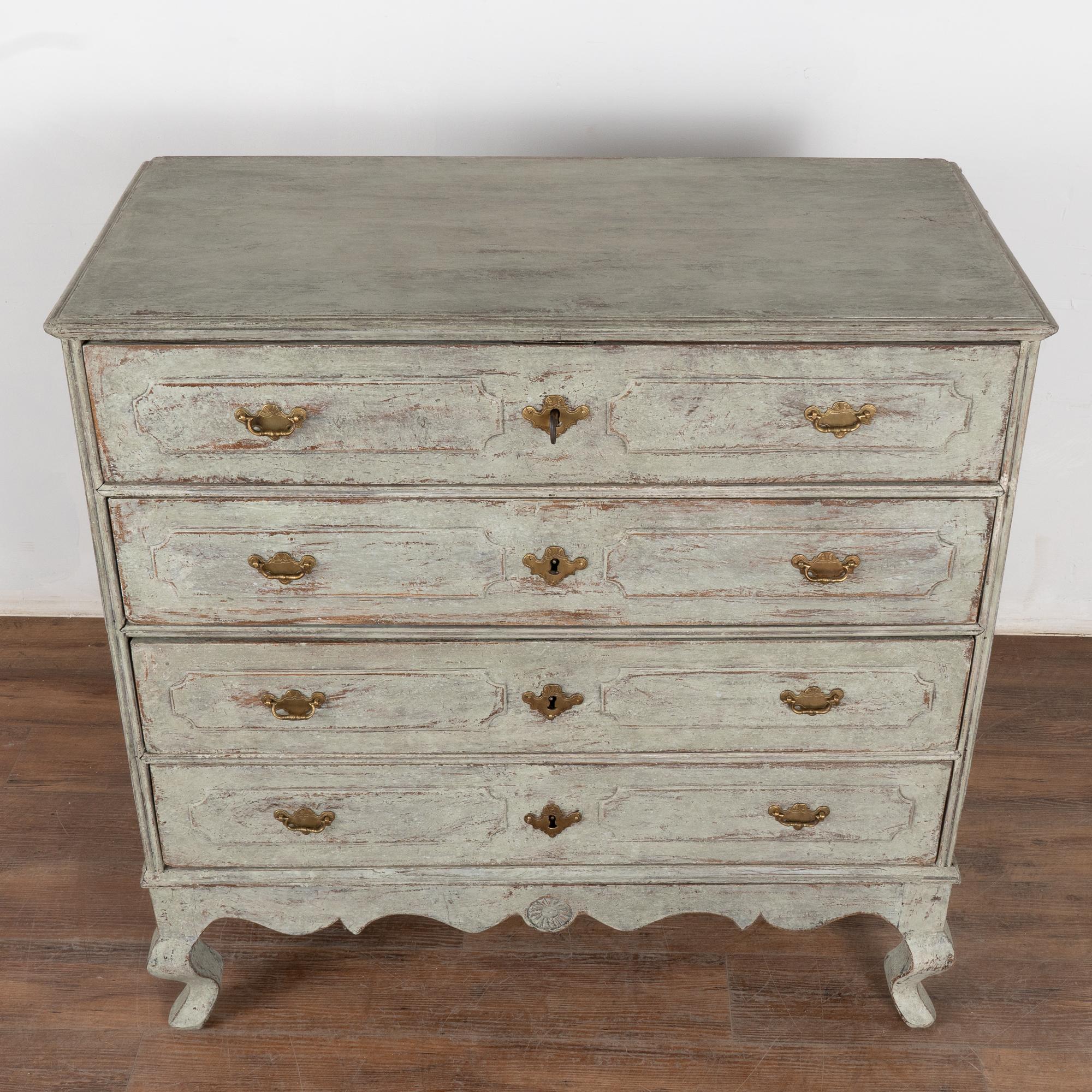 Grande cassettone in Oak a quattro cassetti, Svezia, circa 1800 In condizioni buone in vendita a Round Top, TX