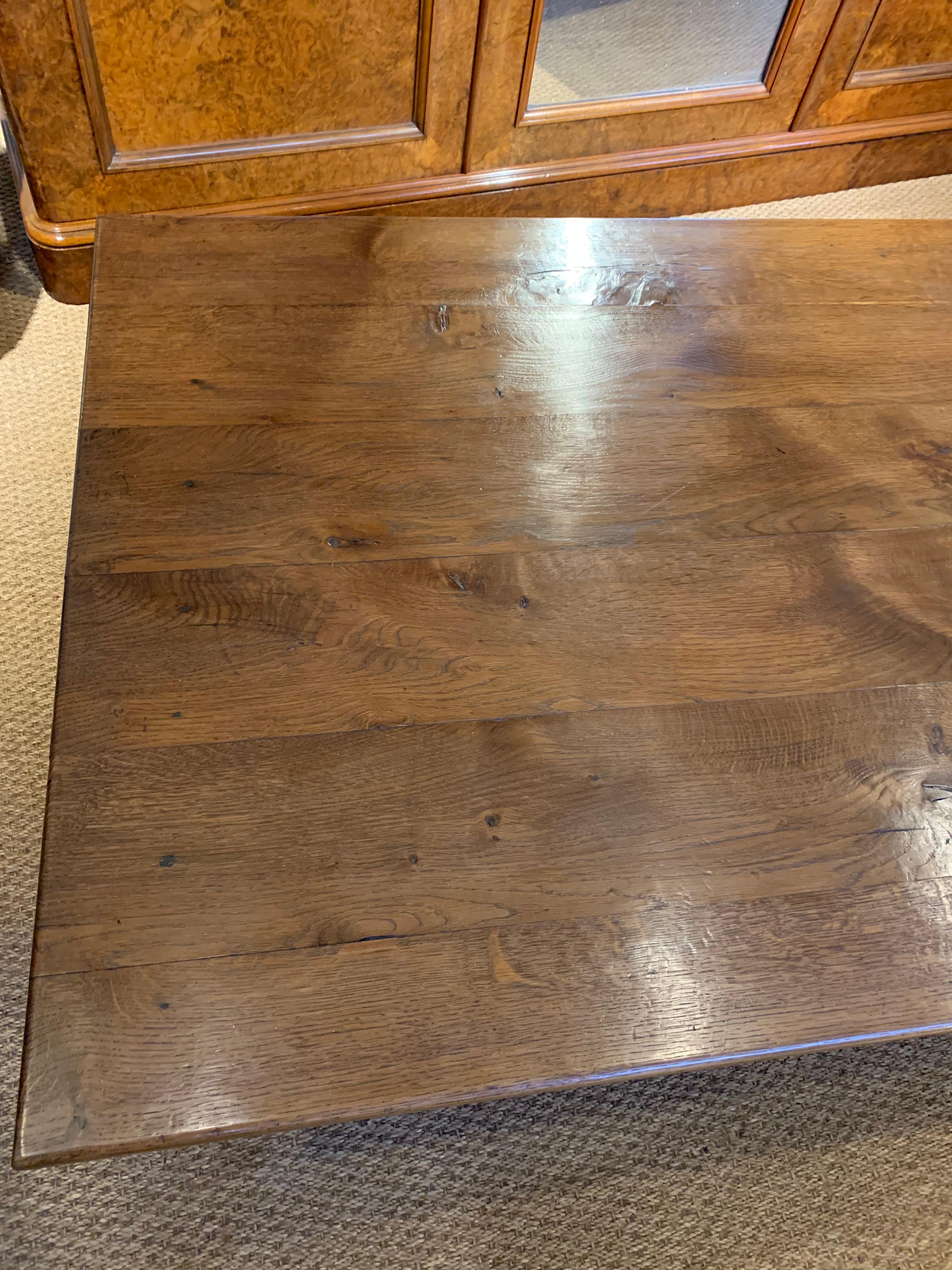 Large Oak Coffee Table For Sale 1