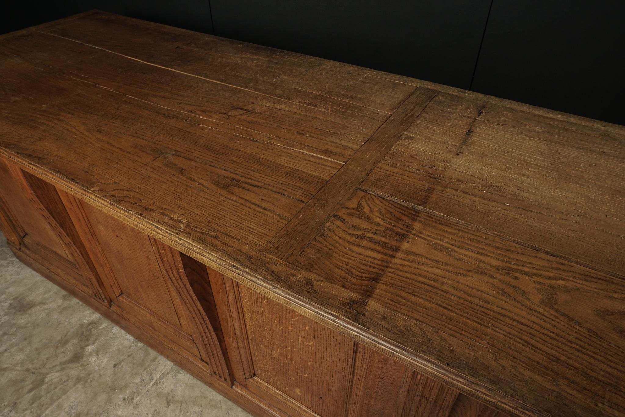 Large Oak Counter with Drawers from France, circa 1930 2