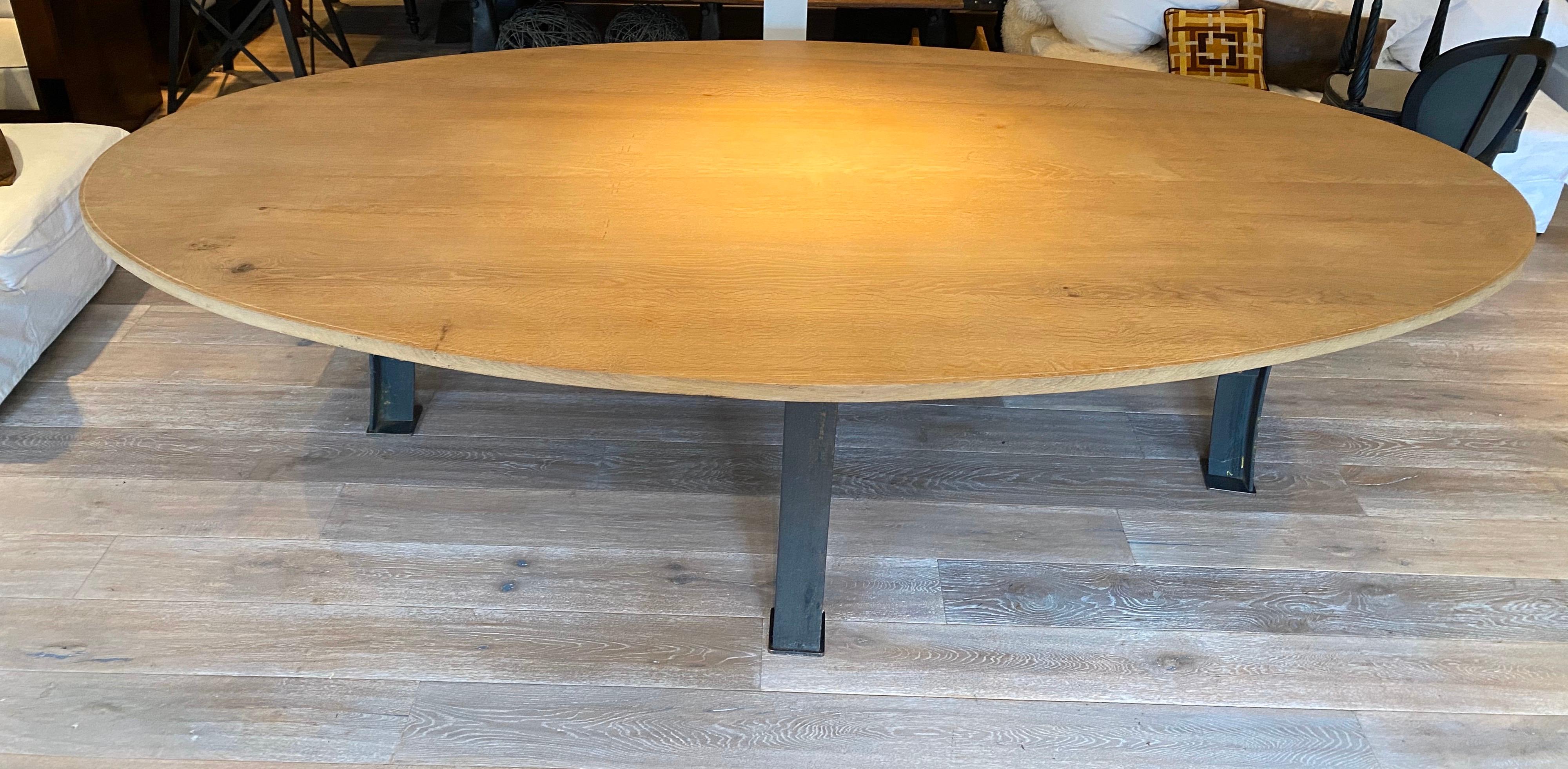 large oval dining table seats 12
