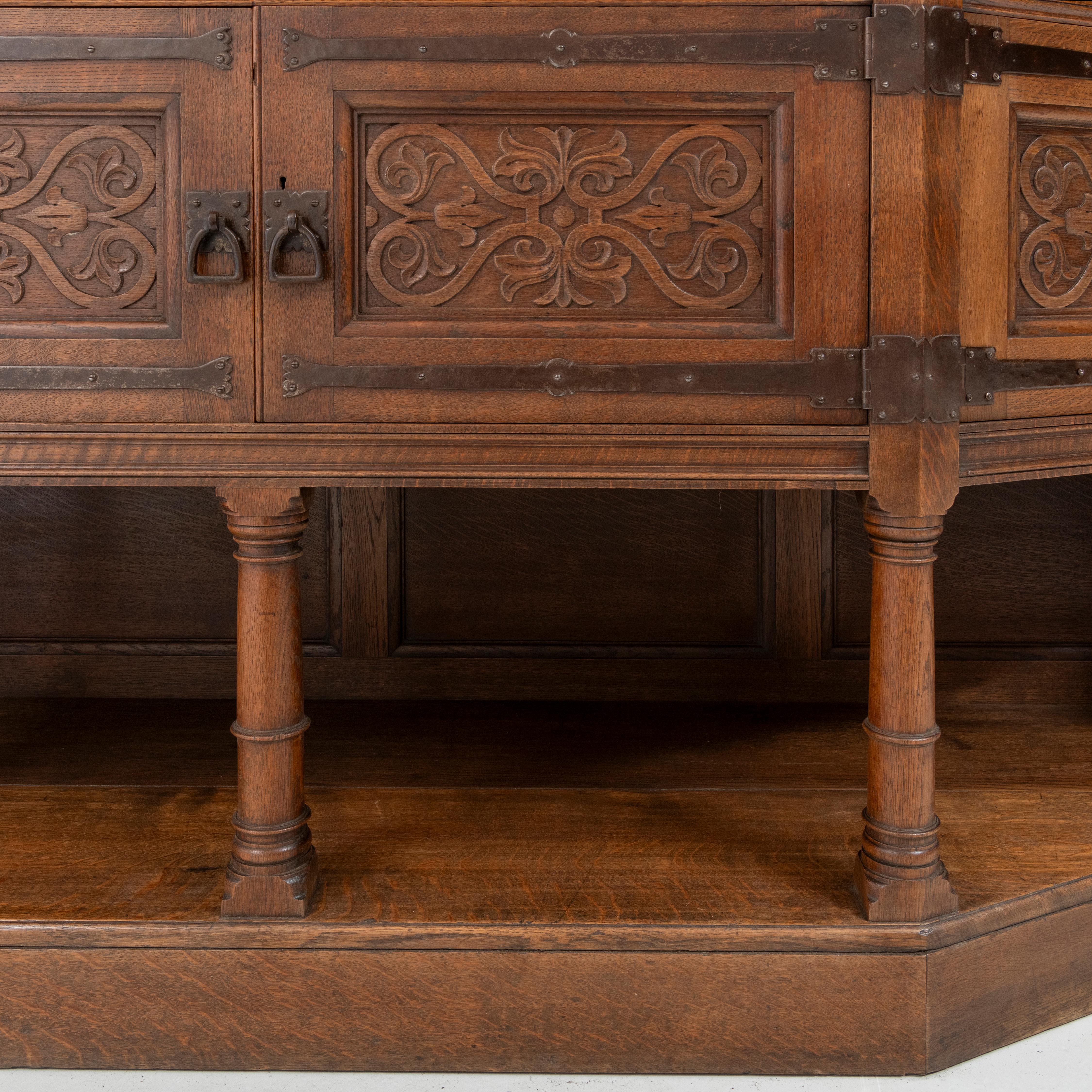 Large Oak Dresser by Liberty, England circa 1900 For Sale 6