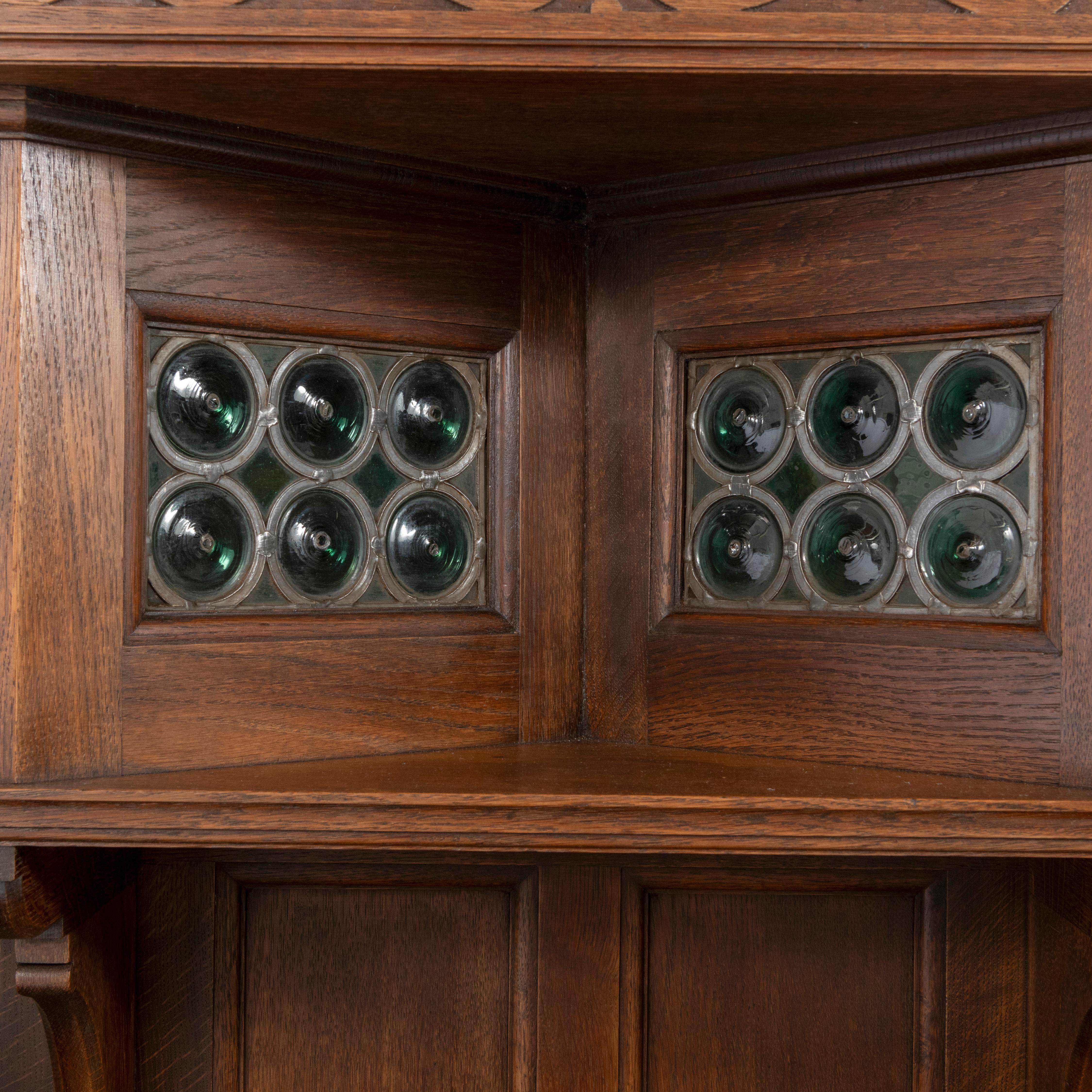 Large Oak Dresser by Liberty, England circa 1900 In Good Condition For Sale In Knutsford, GB