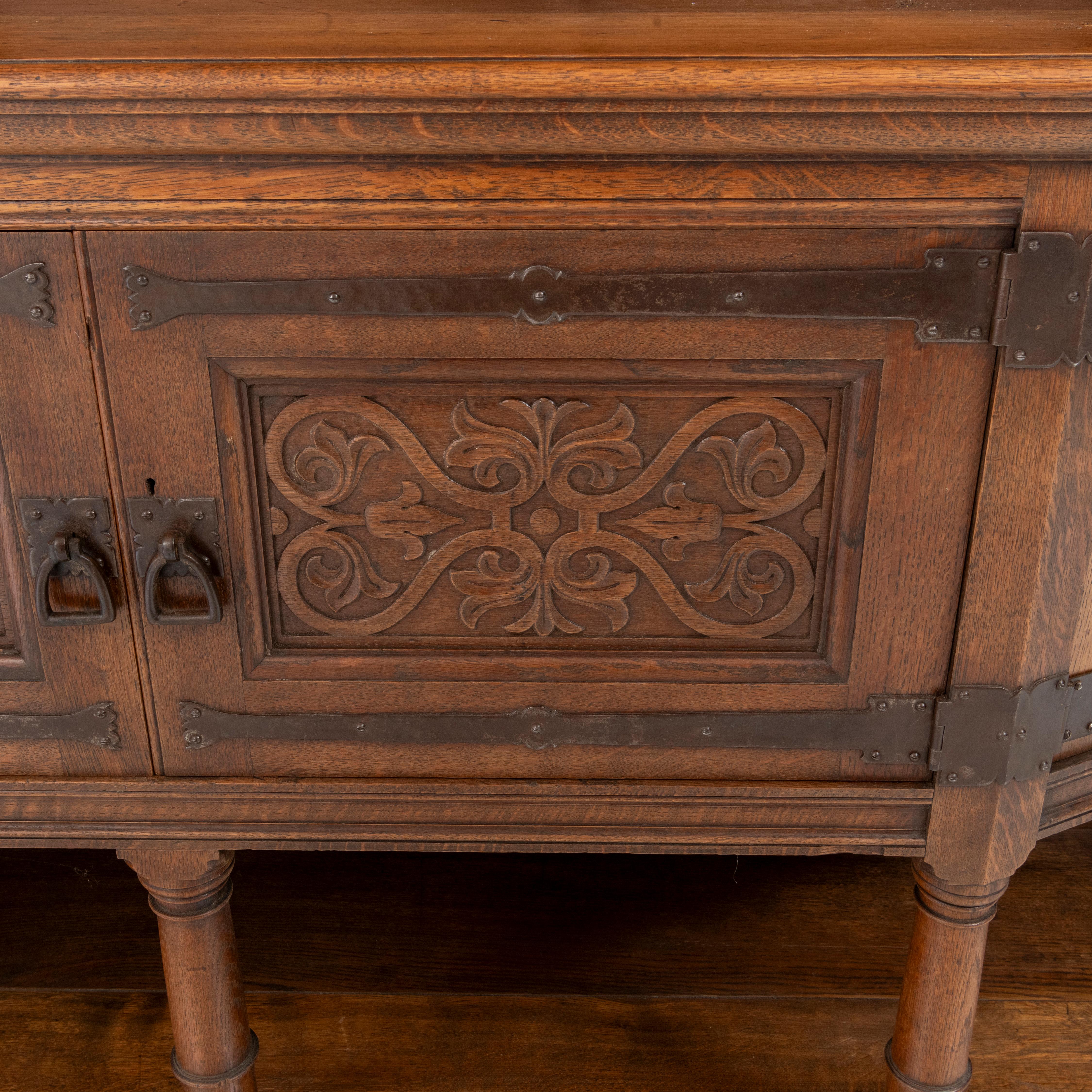 Large Oak Dresser by Liberty, England circa 1900 For Sale 3