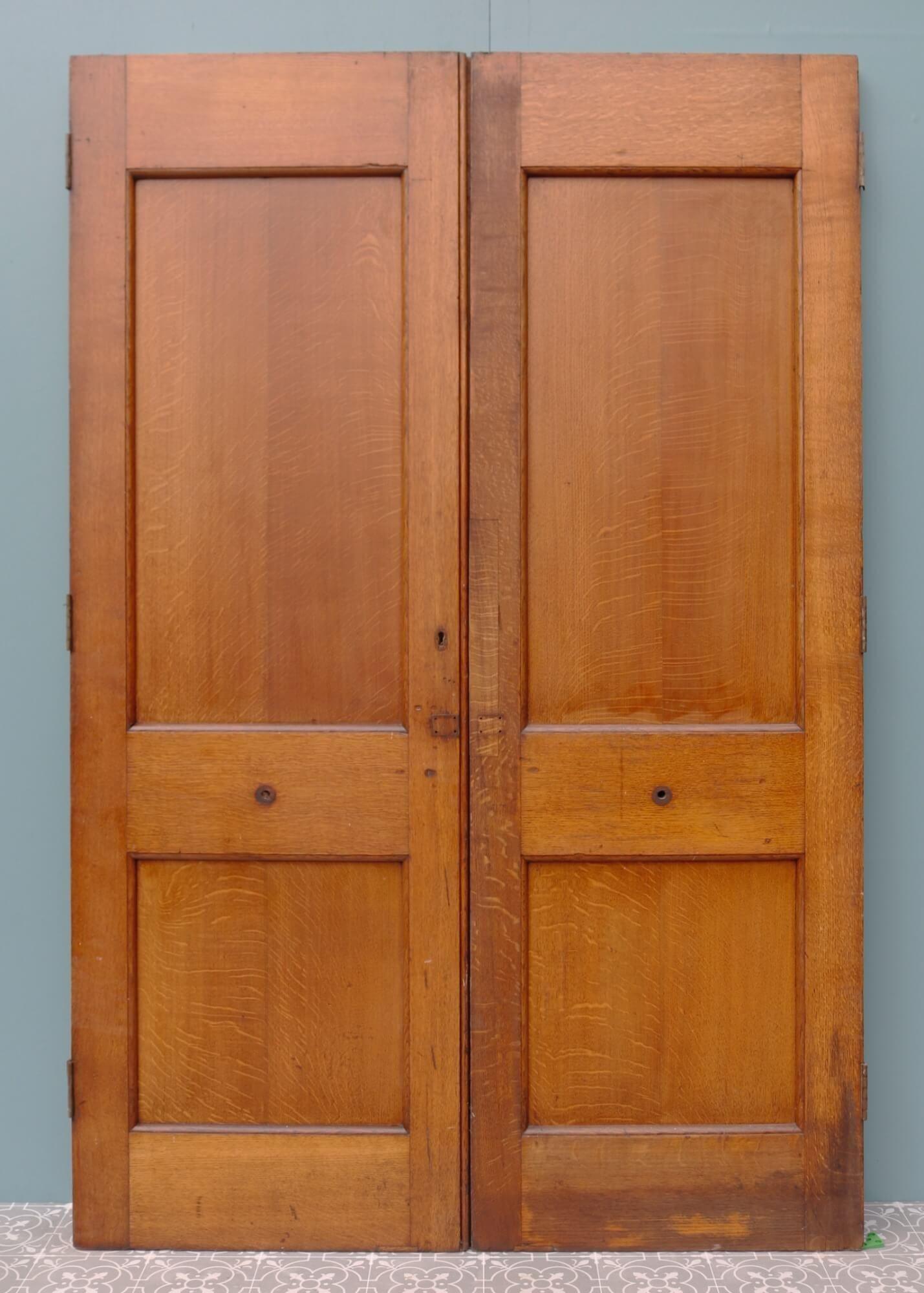 Large Oak Edwardian Double Front Doors In Fair Condition For Sale In Wormelow, Herefordshire