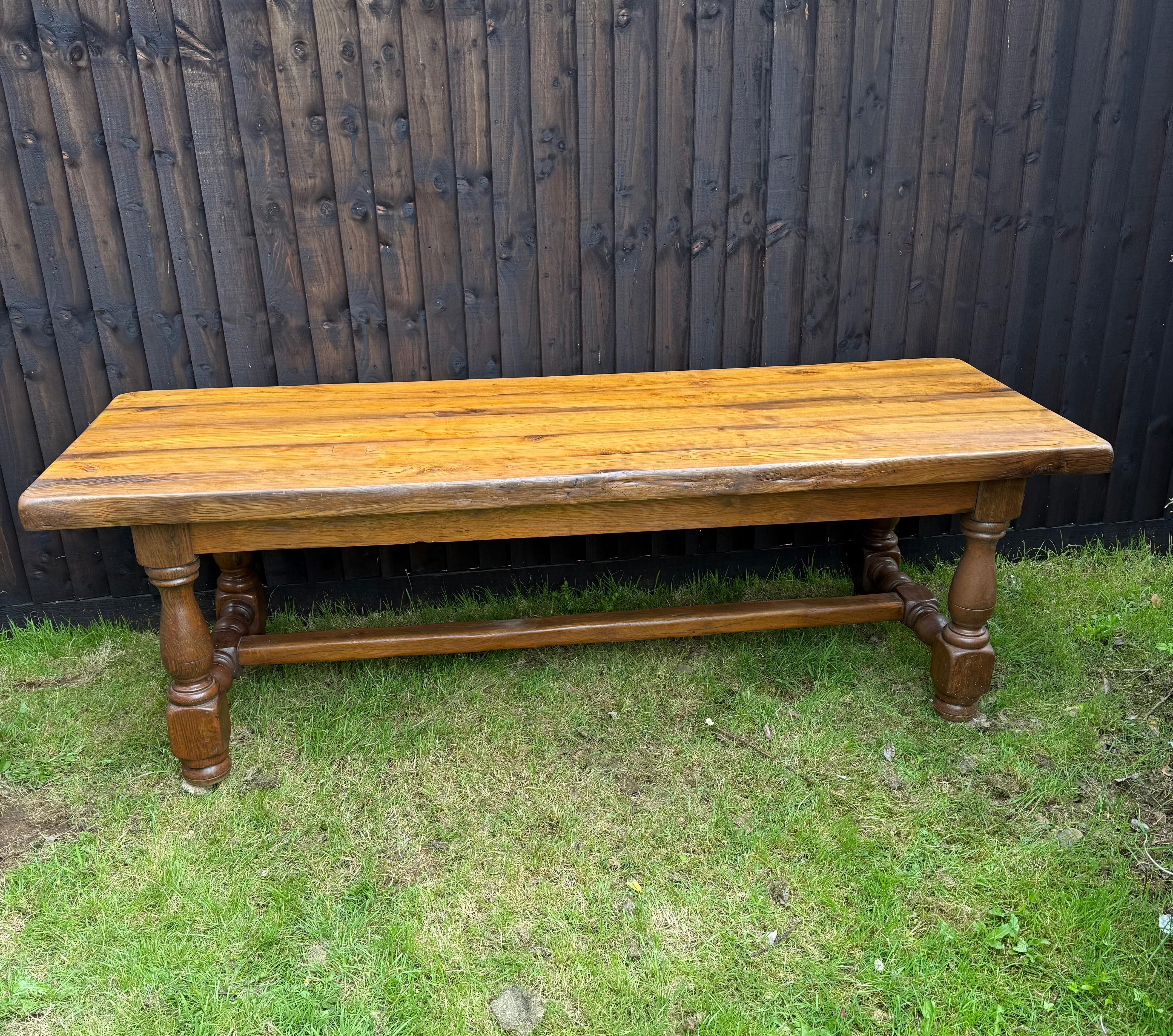 Large oak farmhouse table / refectory table For Sale 11