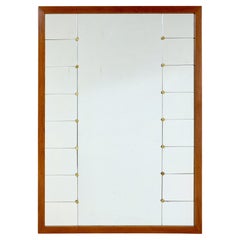 Grand miroir scandinave encadré de chêne par G&T