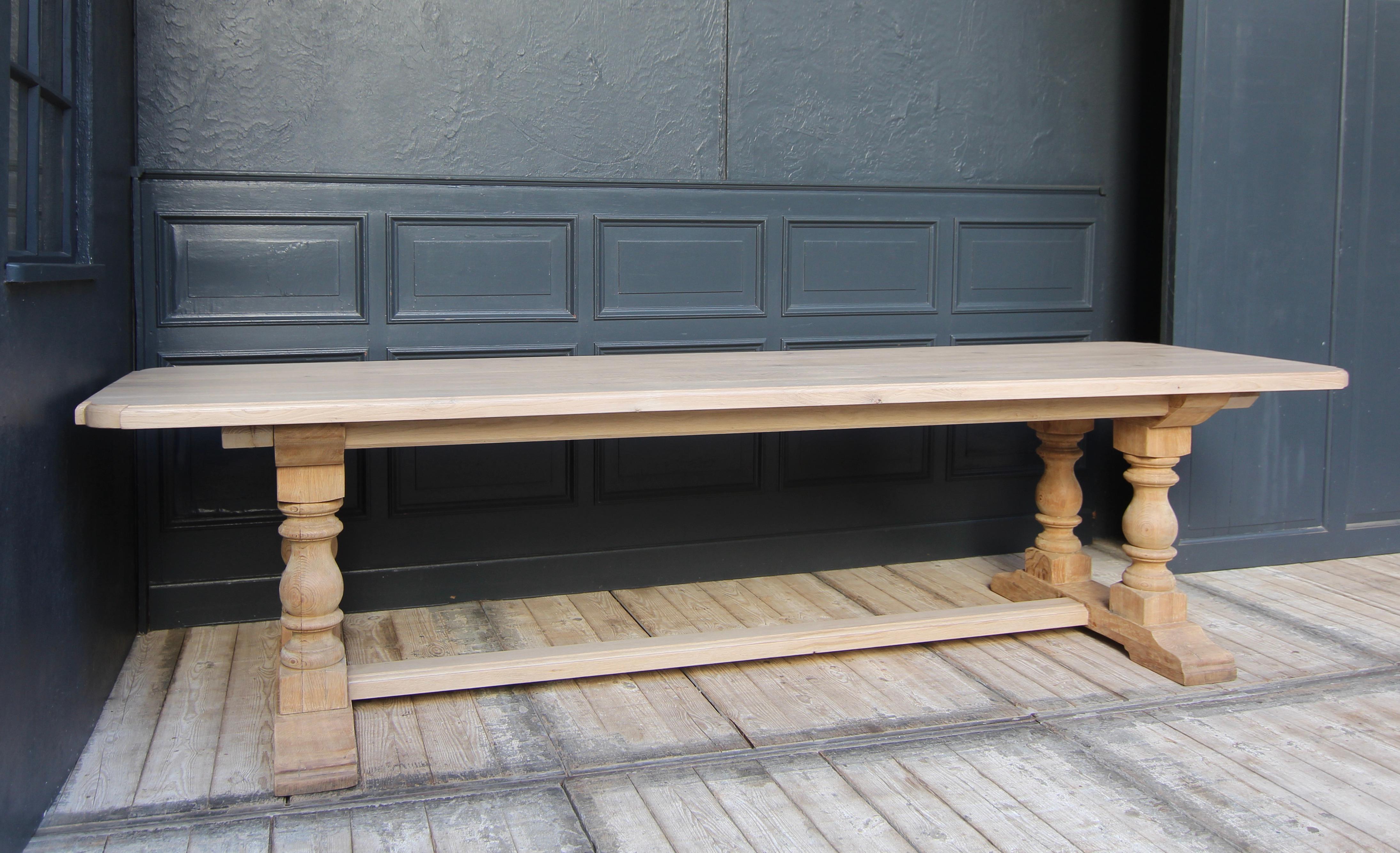 Large Oak Monastery Dining Table In New Condition In Dusseldorf, DE