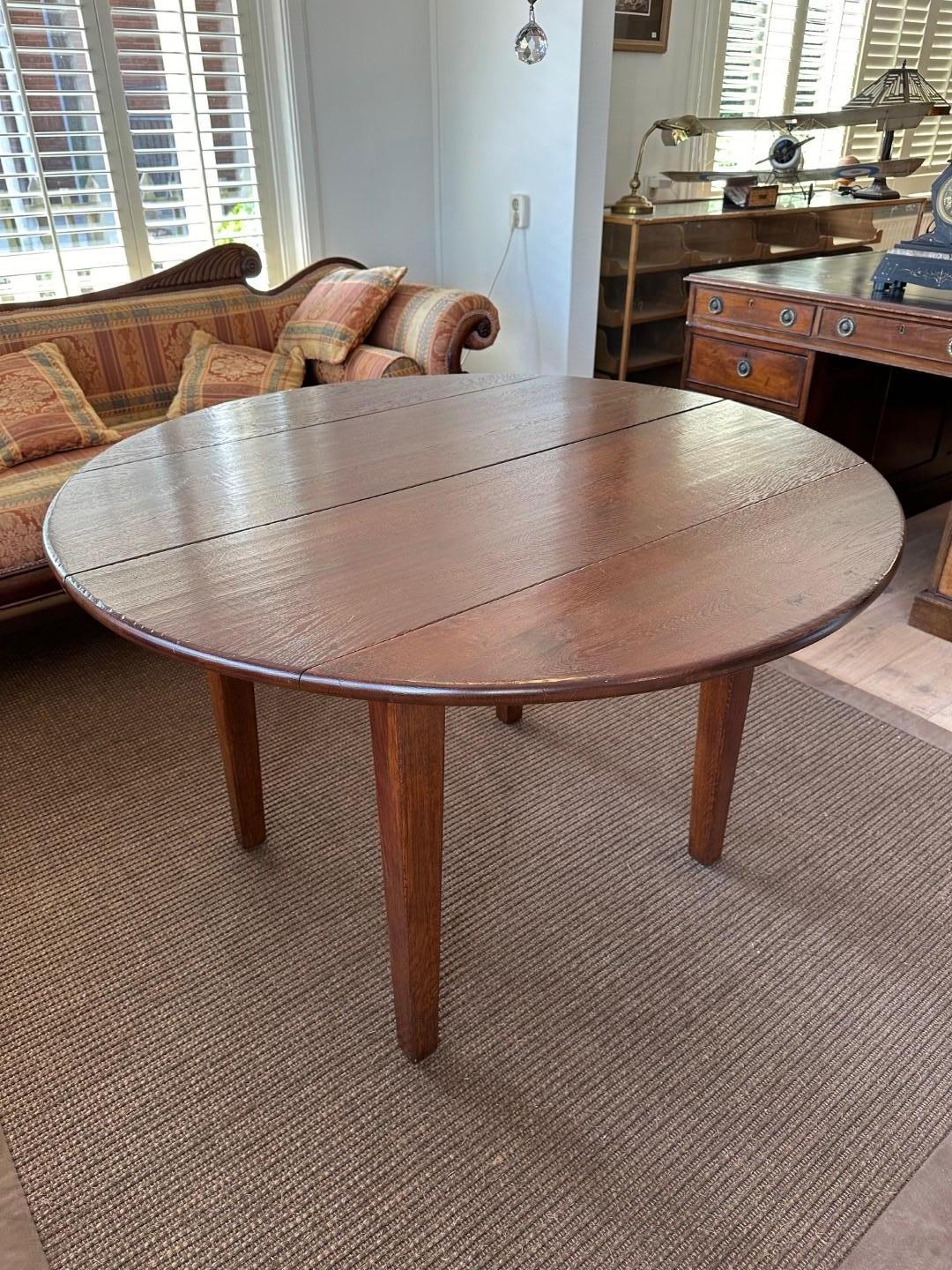 Late 20th Century Large oak oval dining table