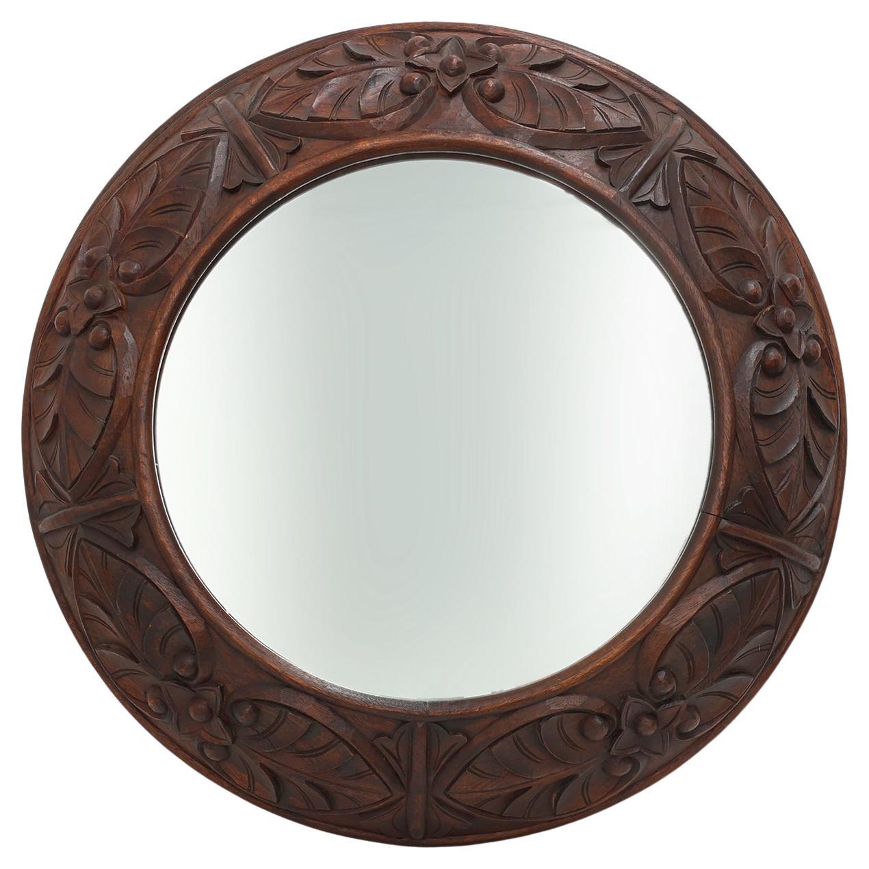 Grand miroir mural rustique en Oak avec sculptures florales, France 1900s