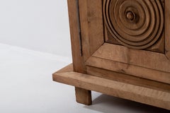 Aparador grande de roble, Francia, años 40