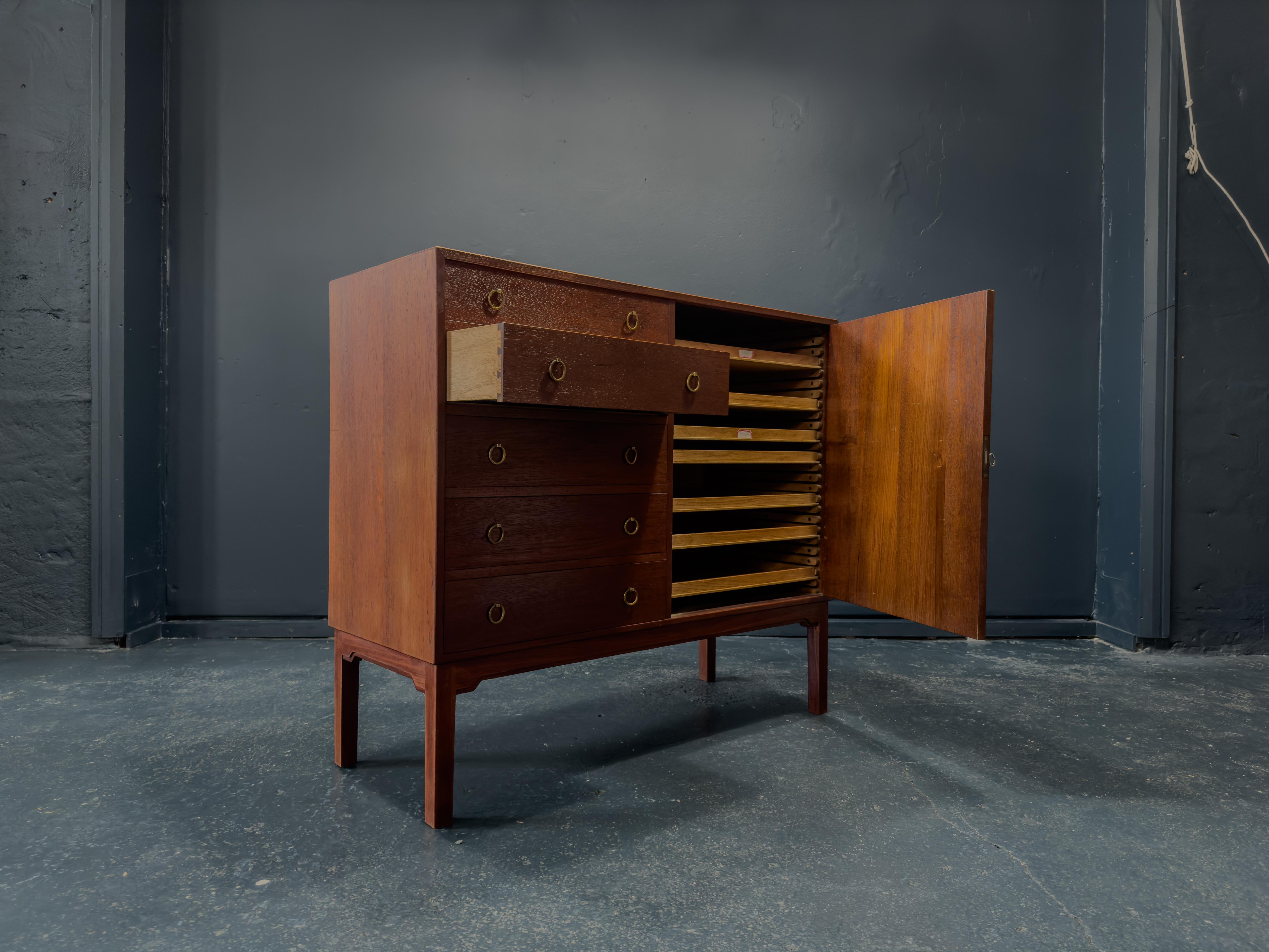 Credenza grande con cassetti in Oak in vendita 5