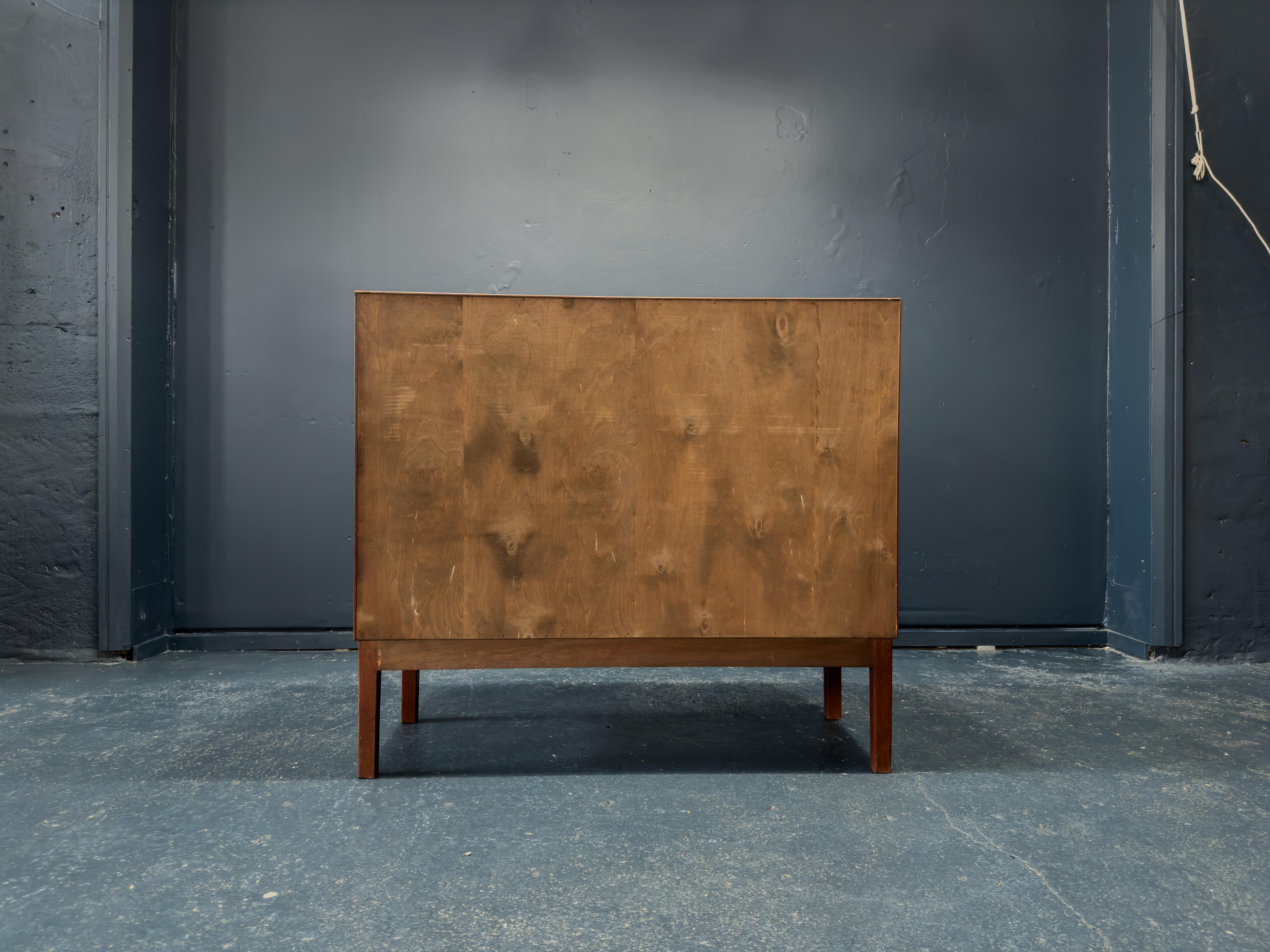 Credenza grande con cassetti in Oak in vendita 8