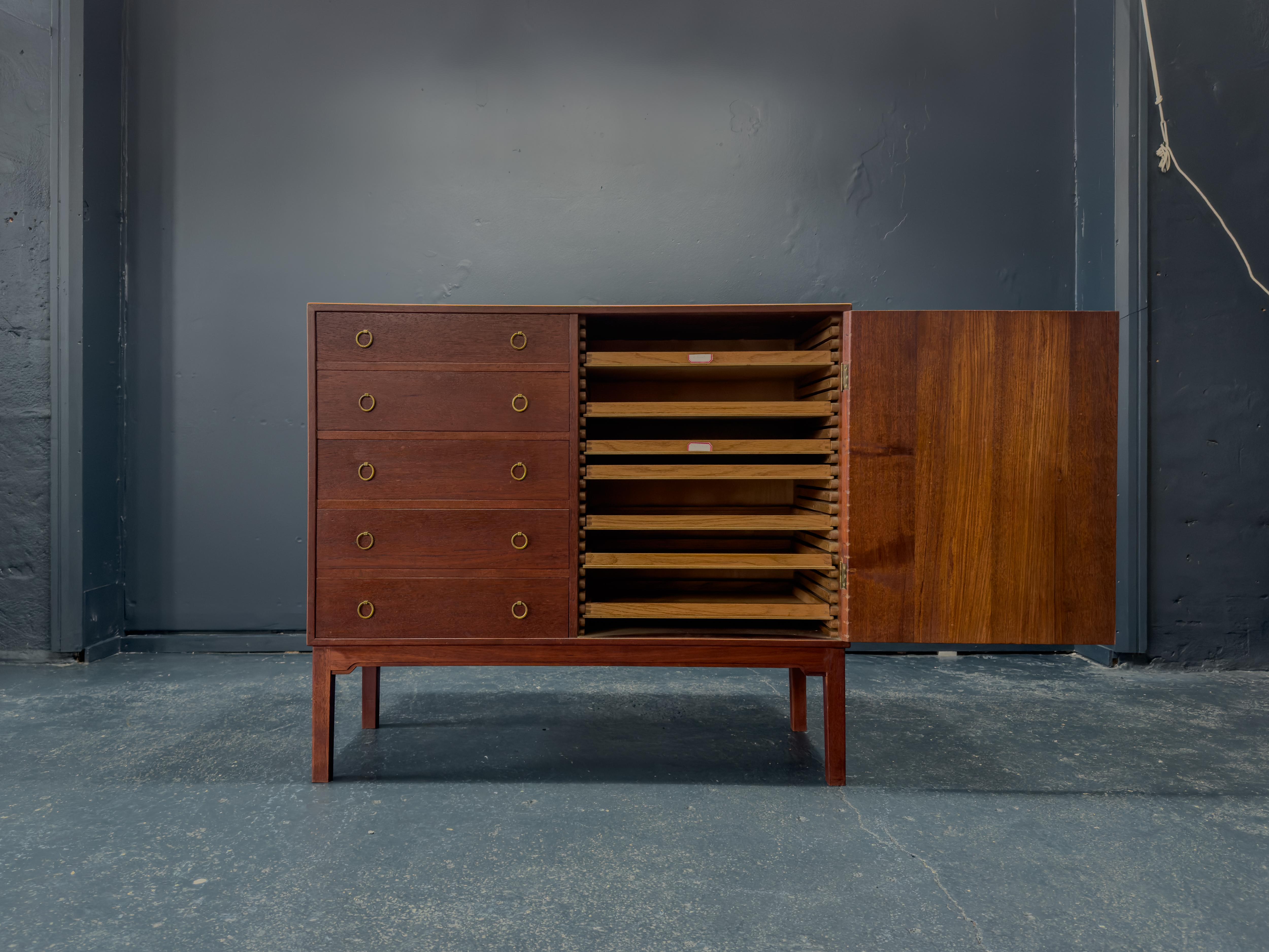 Credenza grande con cassetti in Oak in vendita 1