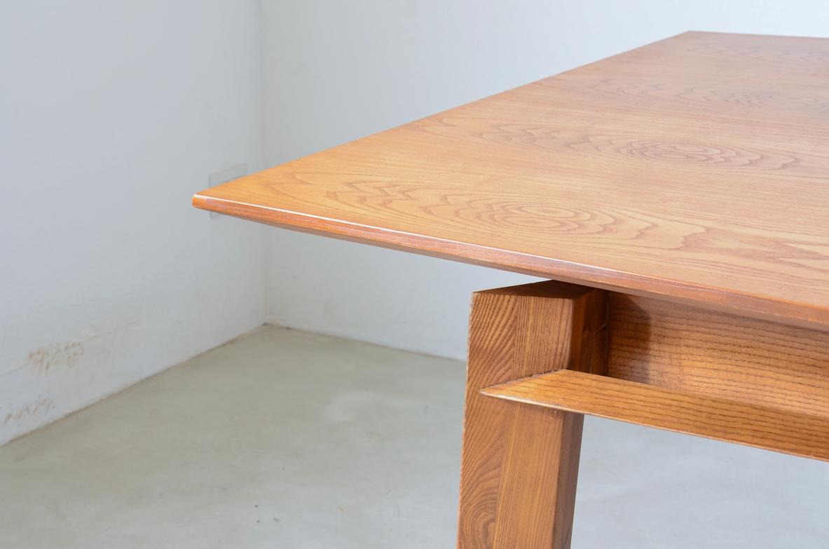 French Large oak table with shaped top For Sale