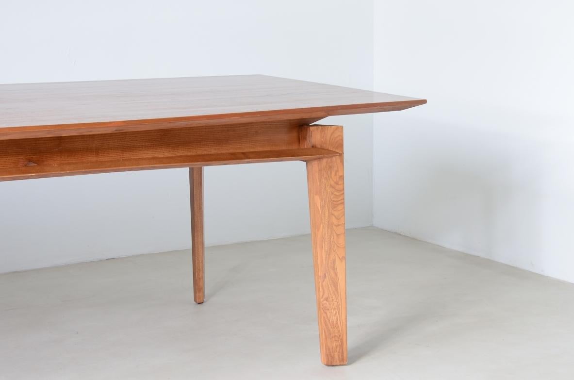 20th Century Large oak table with shaped top For Sale