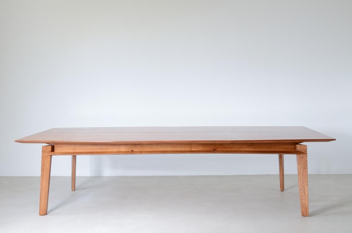 Large oak table with shaped top For Sale 2