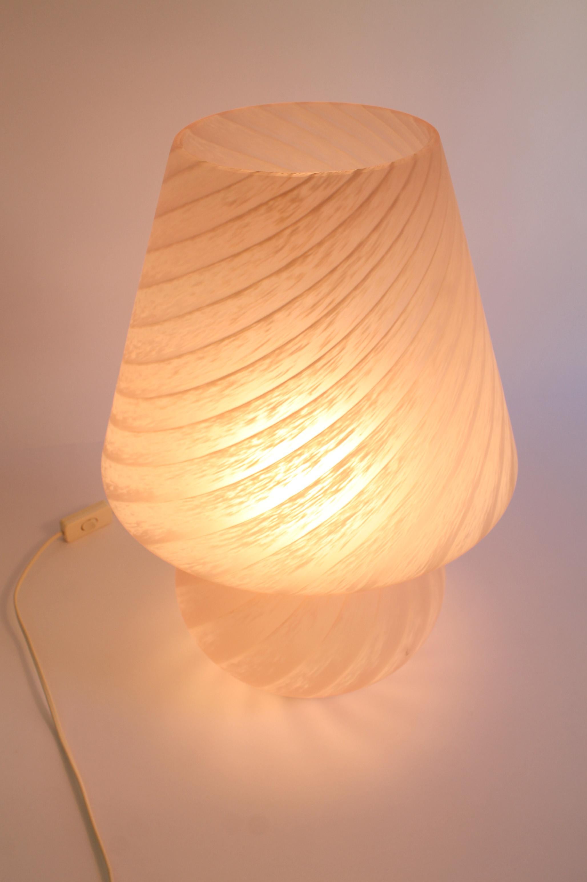 Large Oball Murano Pink Swirl Vintage Glass Table Lamp 1970s, Mint In Excellent Condition For Sale In Firenze, FI