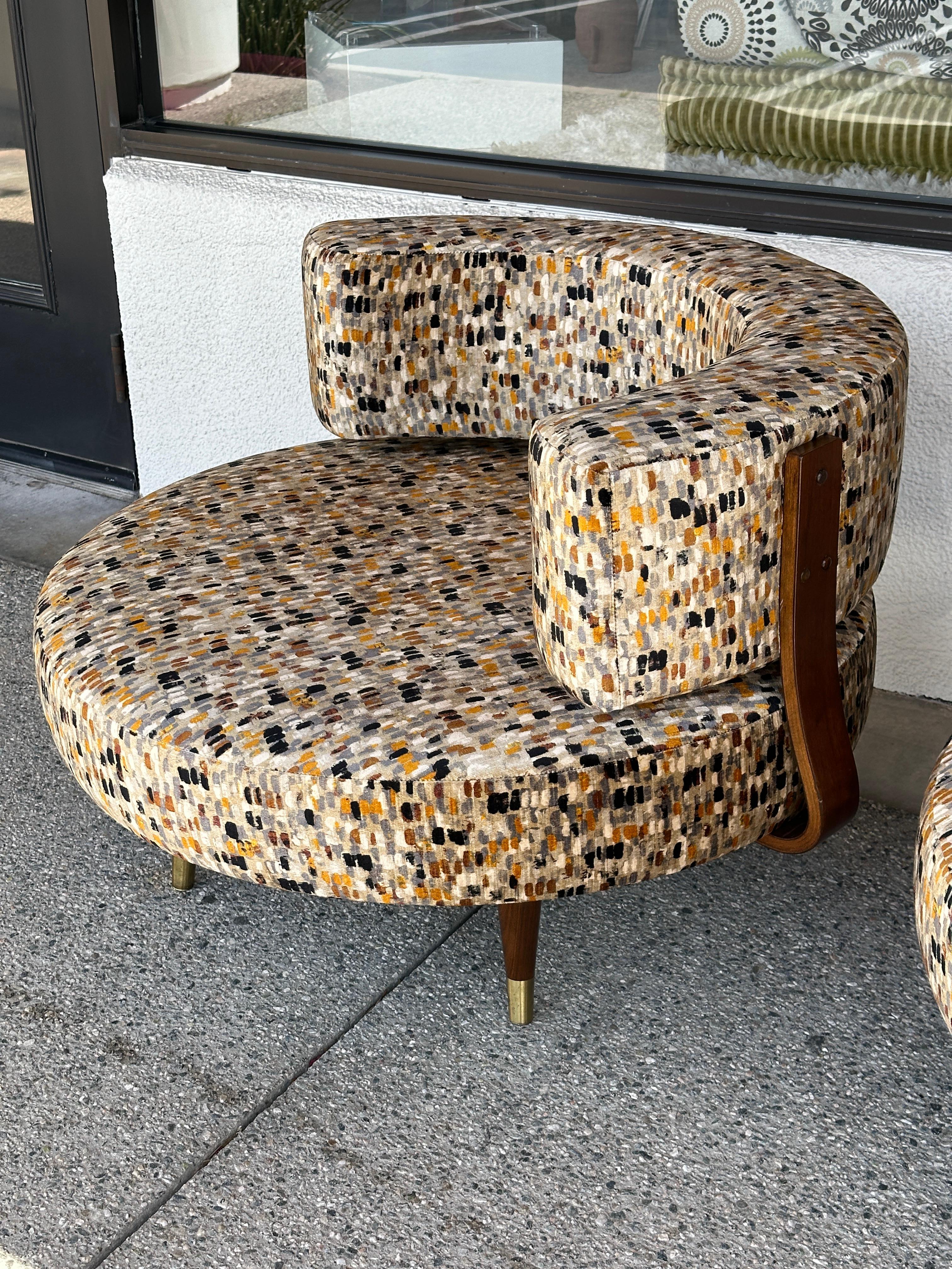 Large Oversize Round Adrian Pearsall Swivel Chairs in Painted Velvet Upholstery  In Good Condition For Sale In Palm Springs, CA