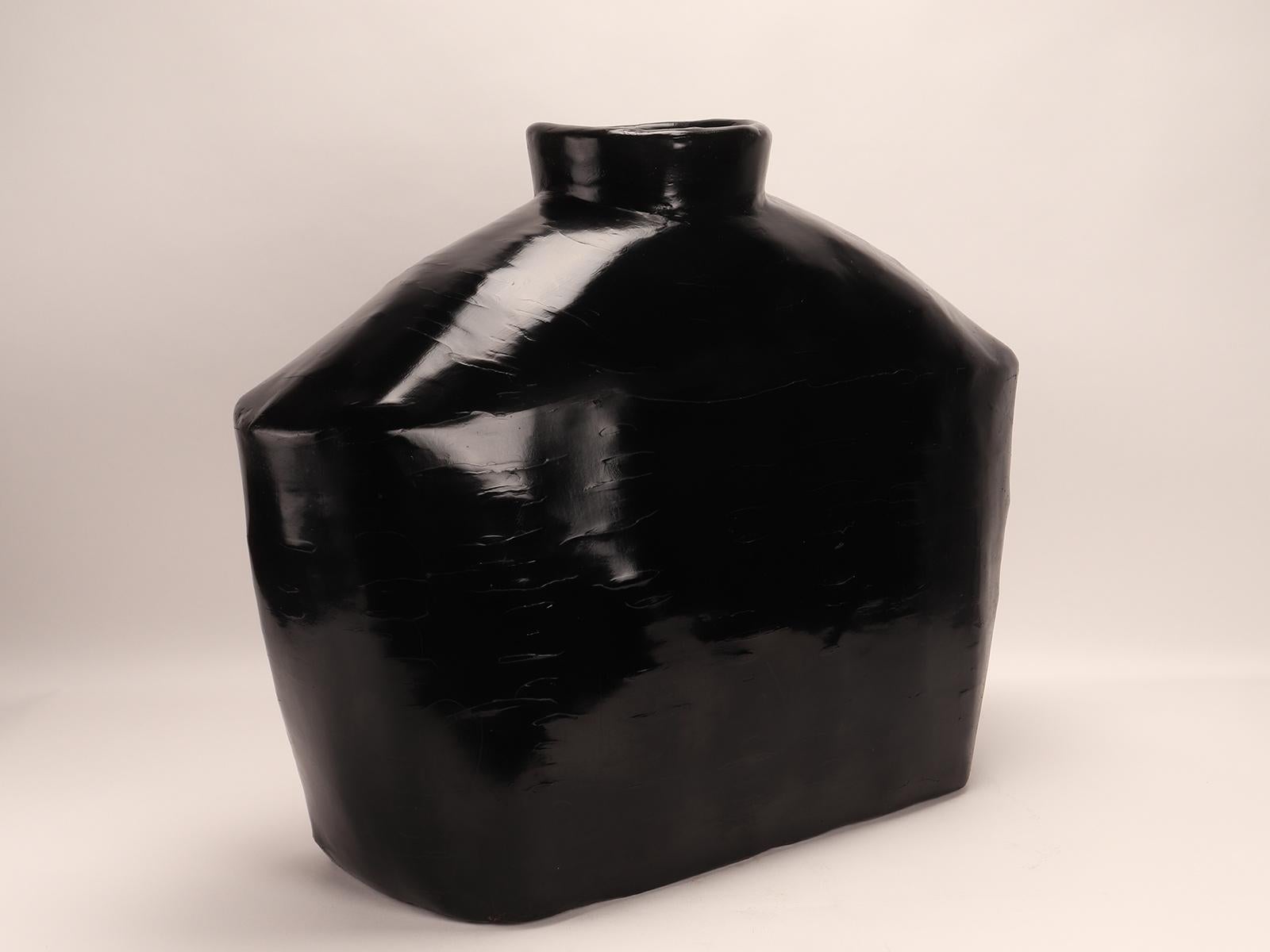 Chinese Large oblong-shaped lacquer vase, Shanxi, China late 19th century. For Sale