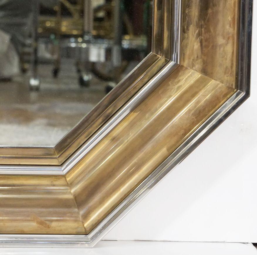 Grand miroir octogonal italien en laiton et chrome de Sandro Petti (Dia 42 3/4) en vente 3
