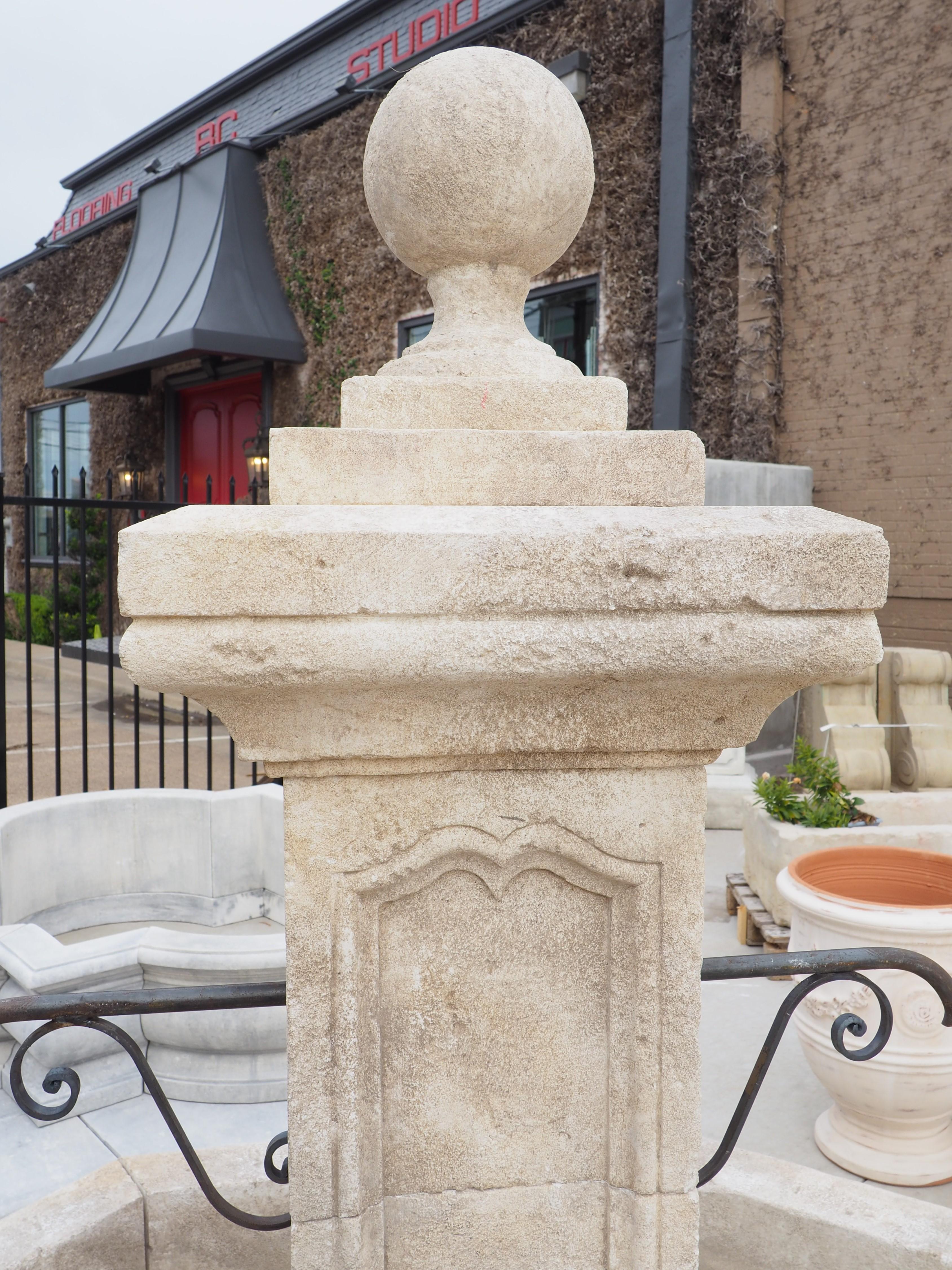 Large Octagonal Limestone Center Fountain from Provence, France In Good Condition In Dallas, TX