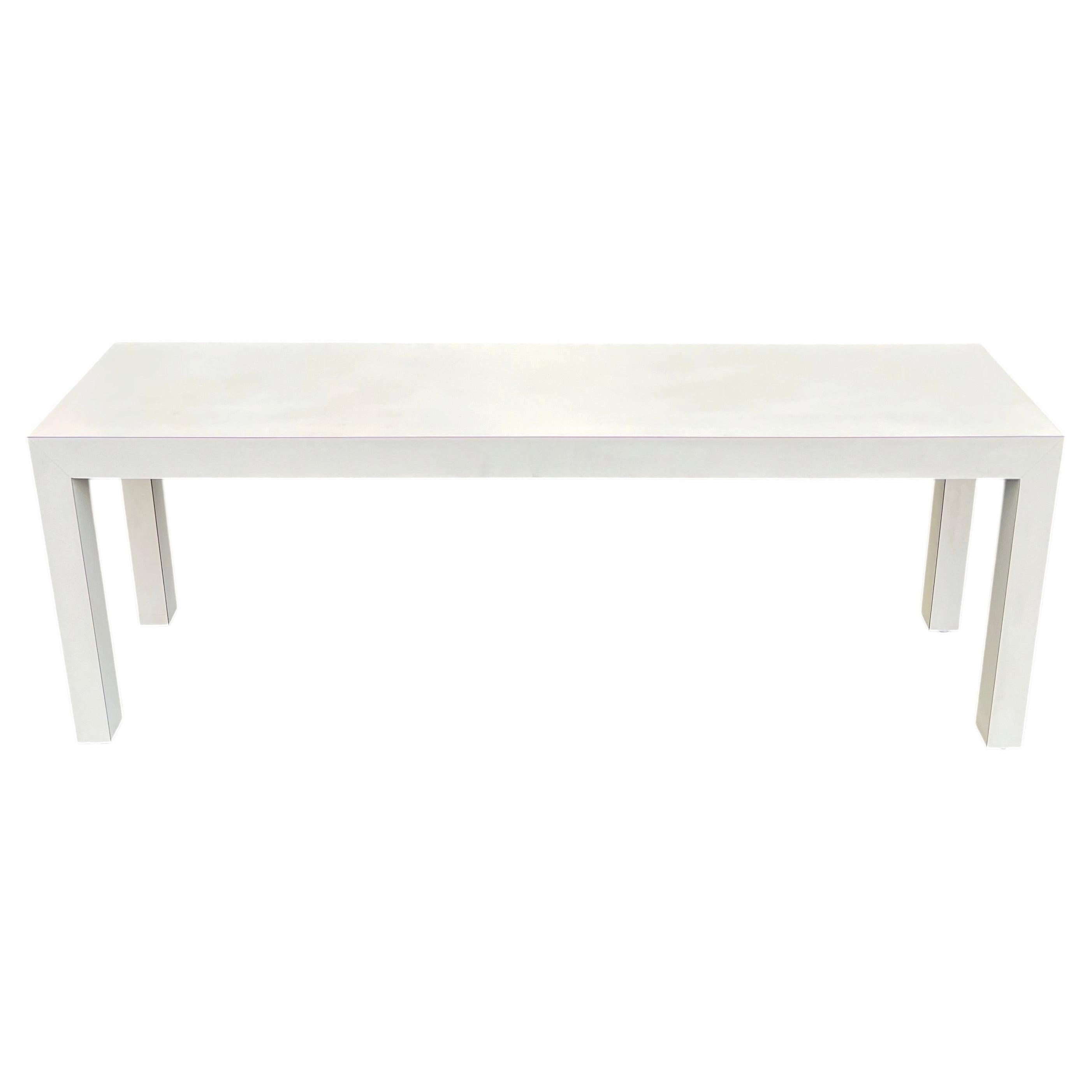 Grande table basse « Parson » blanc cassé, design postmoderne, style vintage
