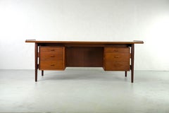 Large office desk model 207 by Arne Vodder for Sibast furnitures - 1960s