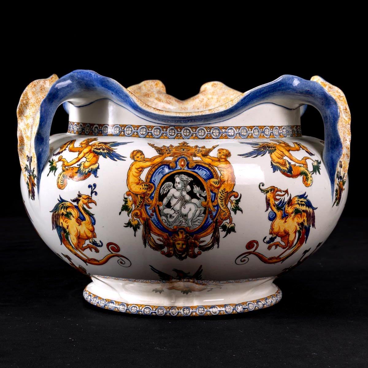 Poterie Grand pot à cache ancien, faïence de Gien, décor Renaissance italienne, XIXème en vente