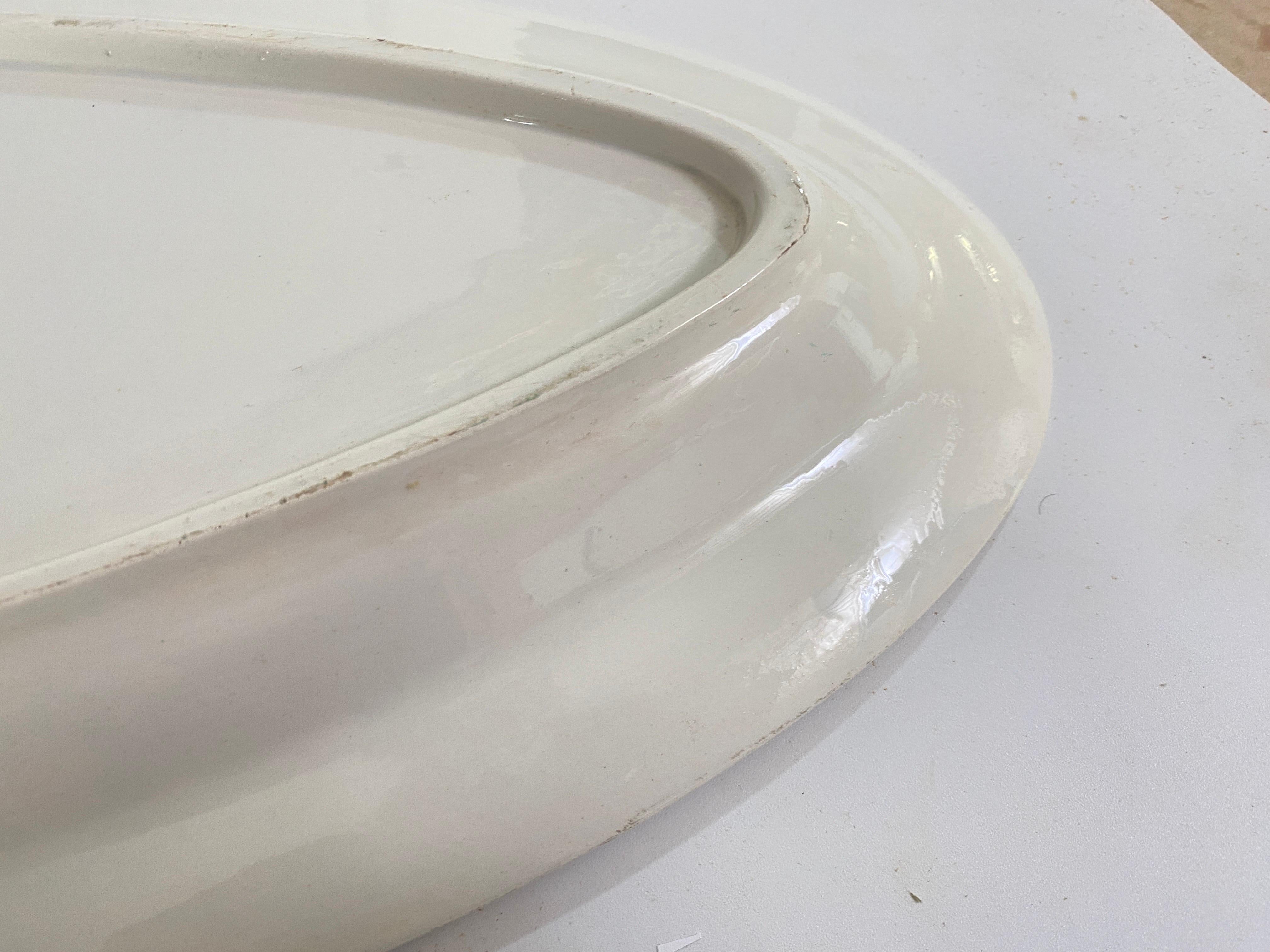Large Old Dish from the DIGOIN-SARREGUEMINES factory, White Enameled Faience For Sale 6