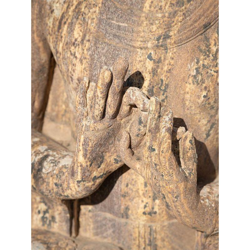 Große alte Sandstein-Buddha-Statue aus Indien im Angebot 10