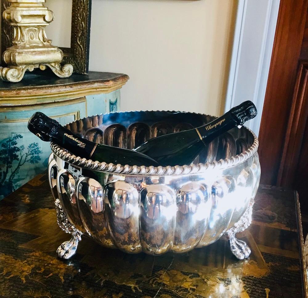 Large Old Sheffield Silver On Copper Footed Bowl Or Champagne/Wine Cooler, 19th  For Sale 1
