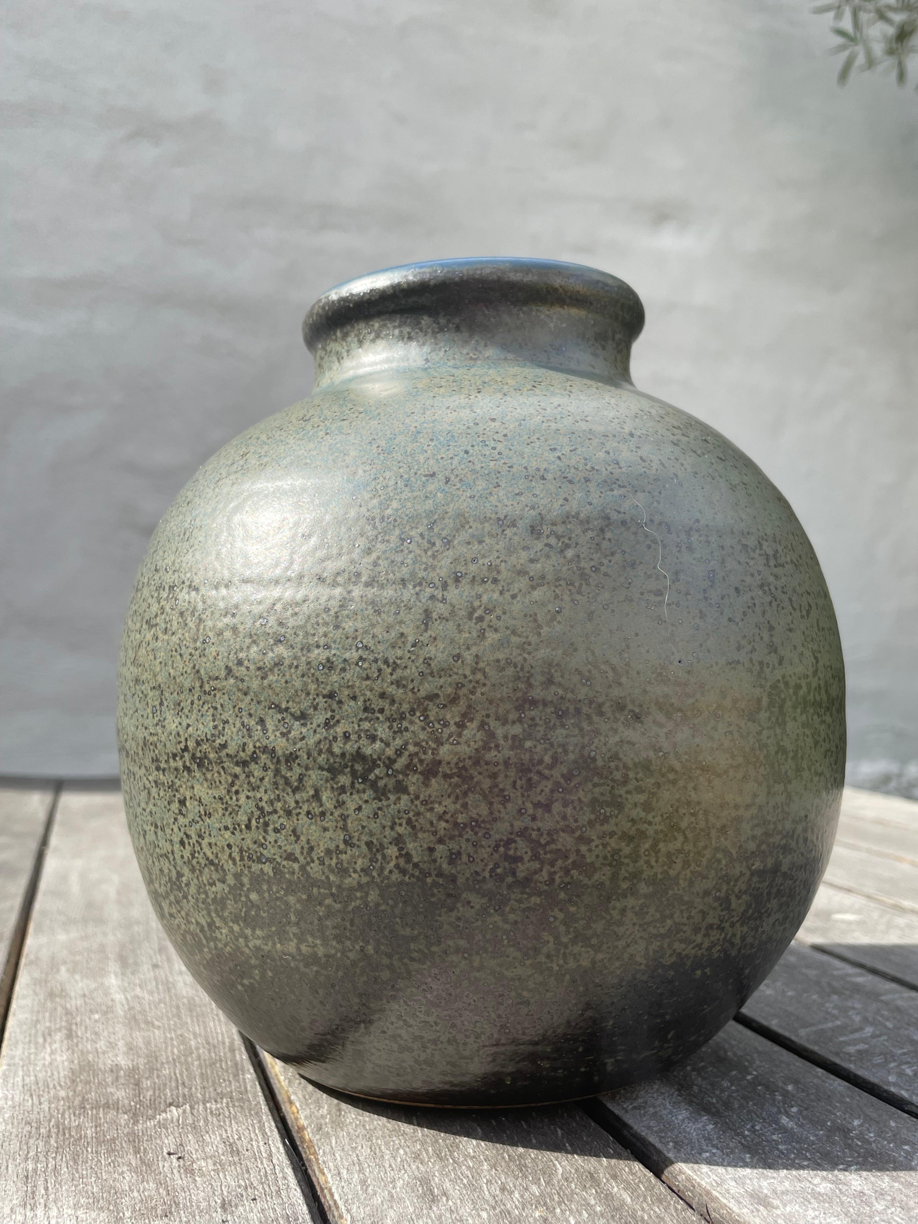 Large Olive Brown Blue Crystal Glaze Round Vase, 1960s For Sale 7