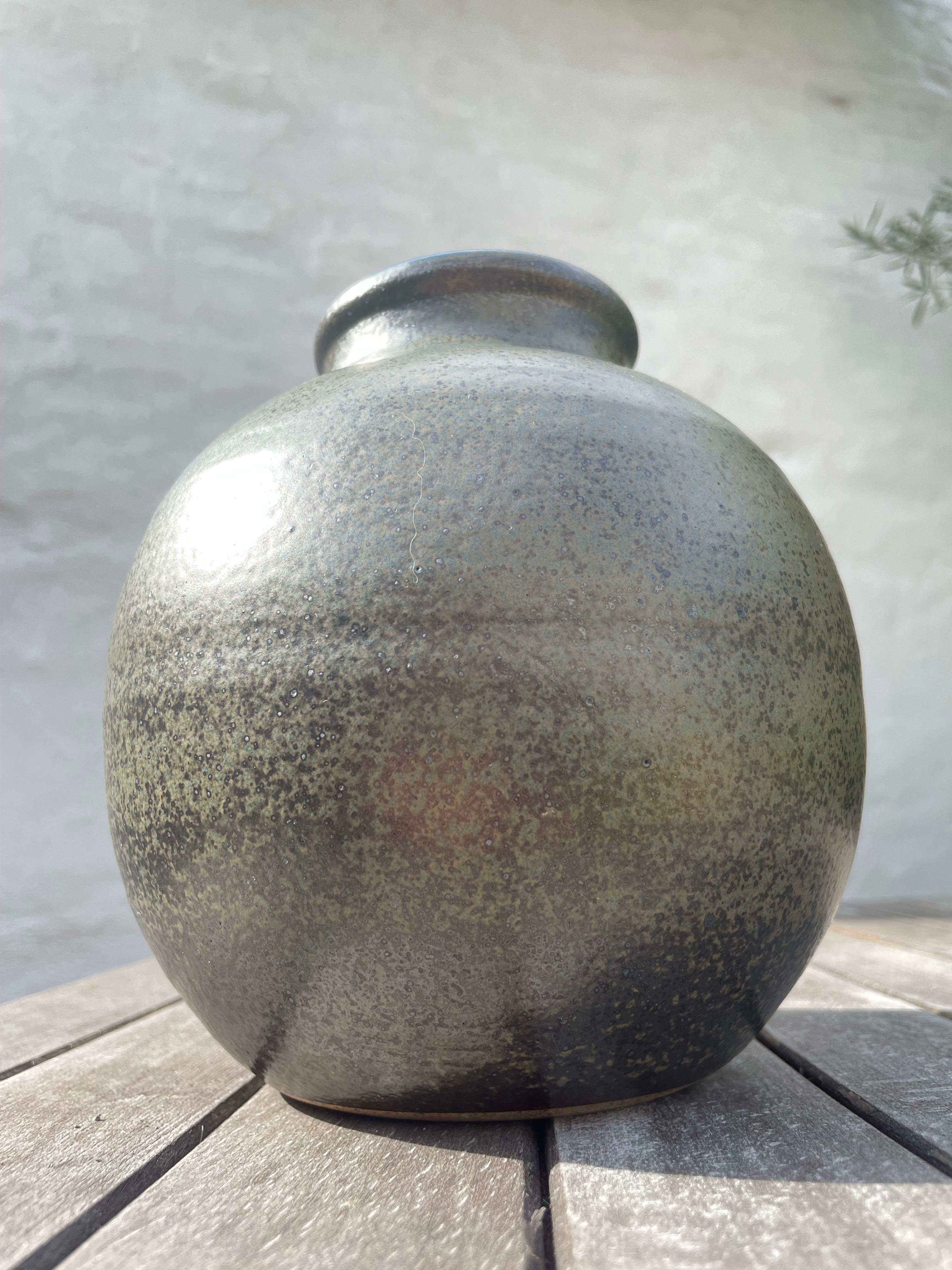 Large Olive Brown Blue Crystal Glaze Round Vase, 1960s For Sale 8