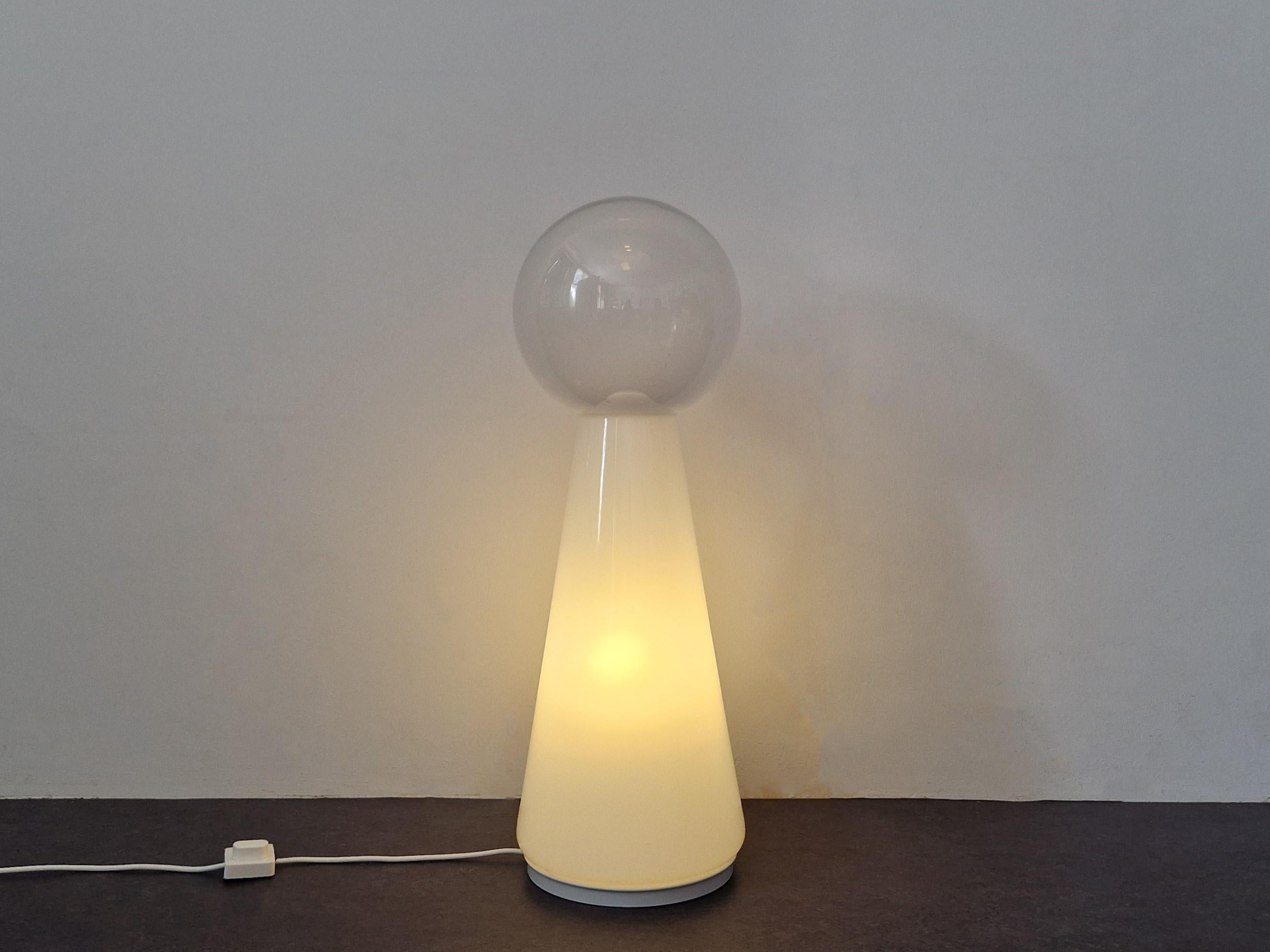 Late 20th Century Large one piece Murano glass floor lamp, Italy 1970's/1980's For Sale