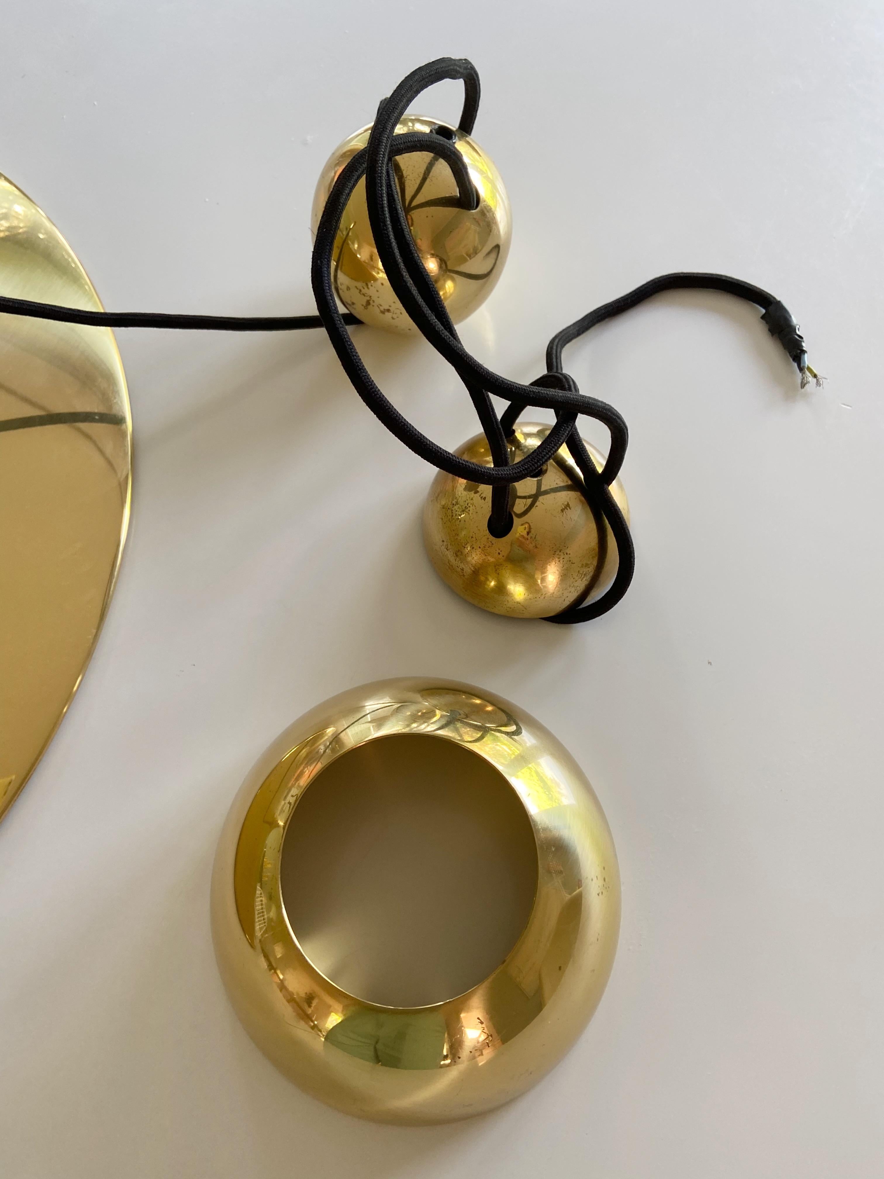 German Large Onos 55 Adjustable Brass Counterweight Pendant Light by Florian Schulz