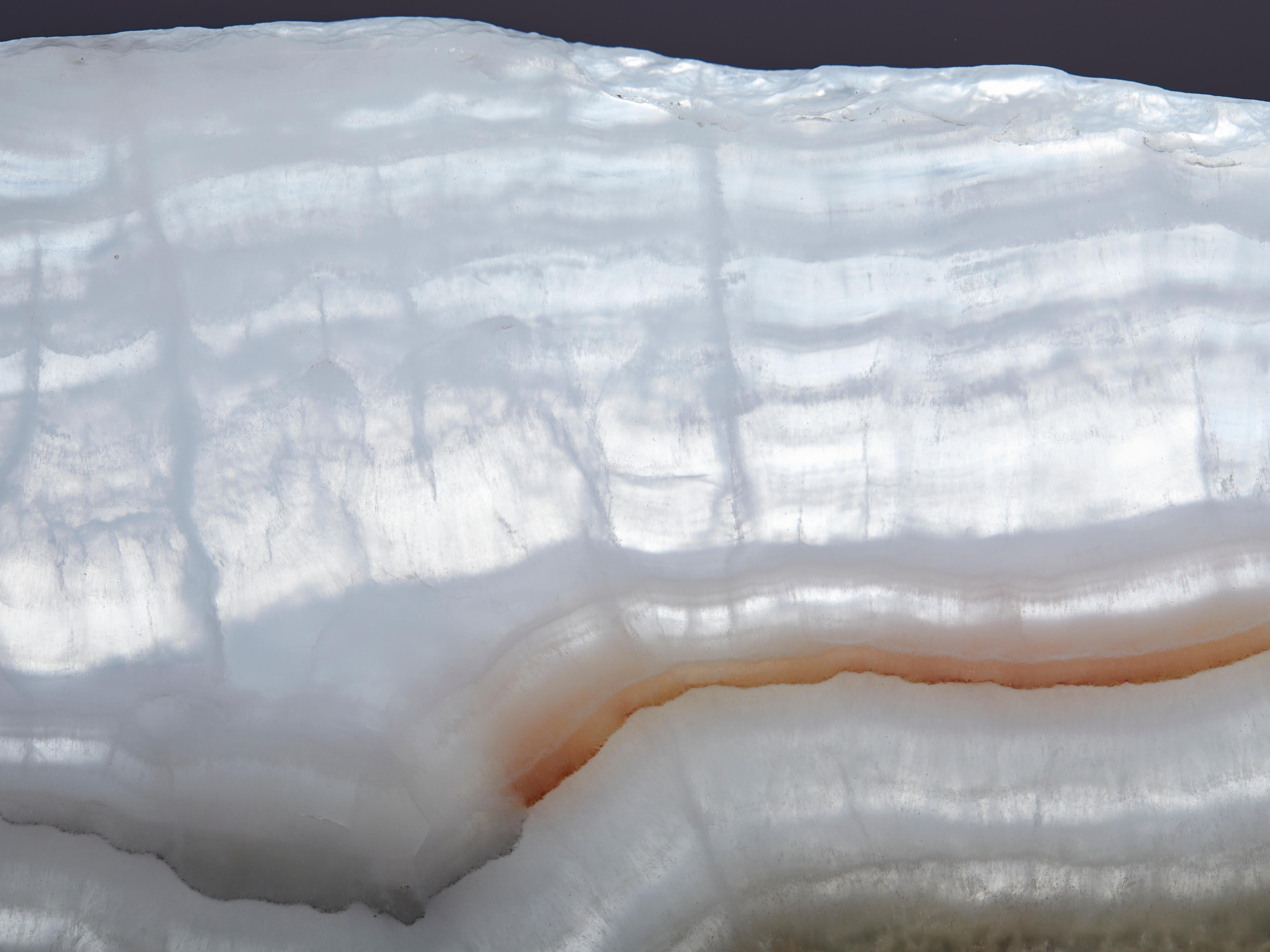 Large onyx canoe bowl with striking banding 7