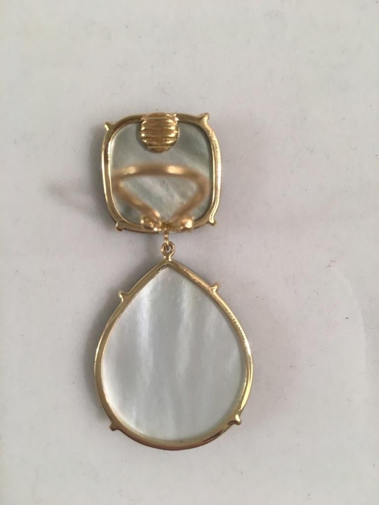 Large Onyx Drop Earrings with Twisted Gold Detail For Sale 5