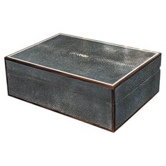 Large Onyx Shagreen and Macassar Ebony Box with Bone Inlay