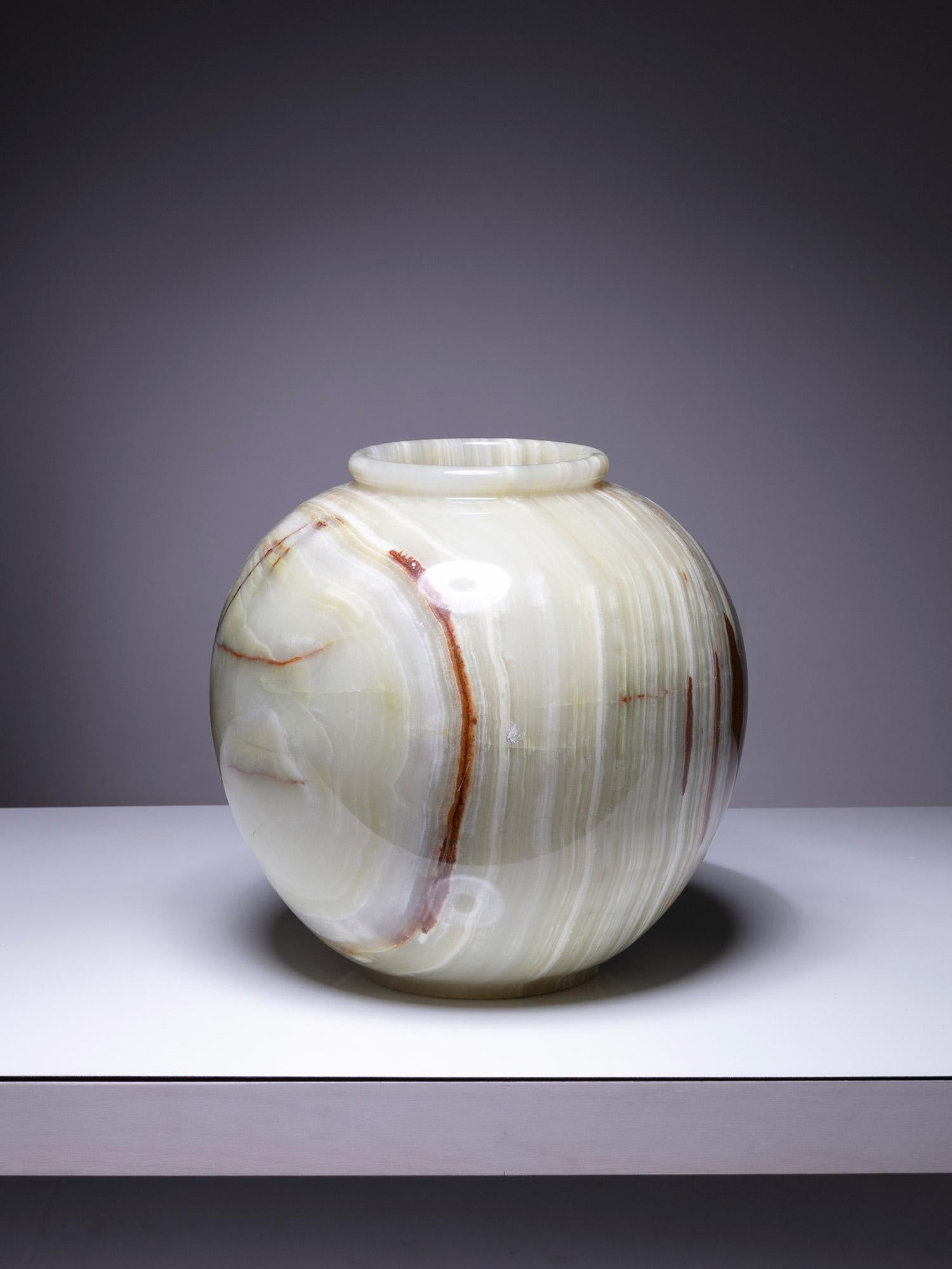 onyx marble vase