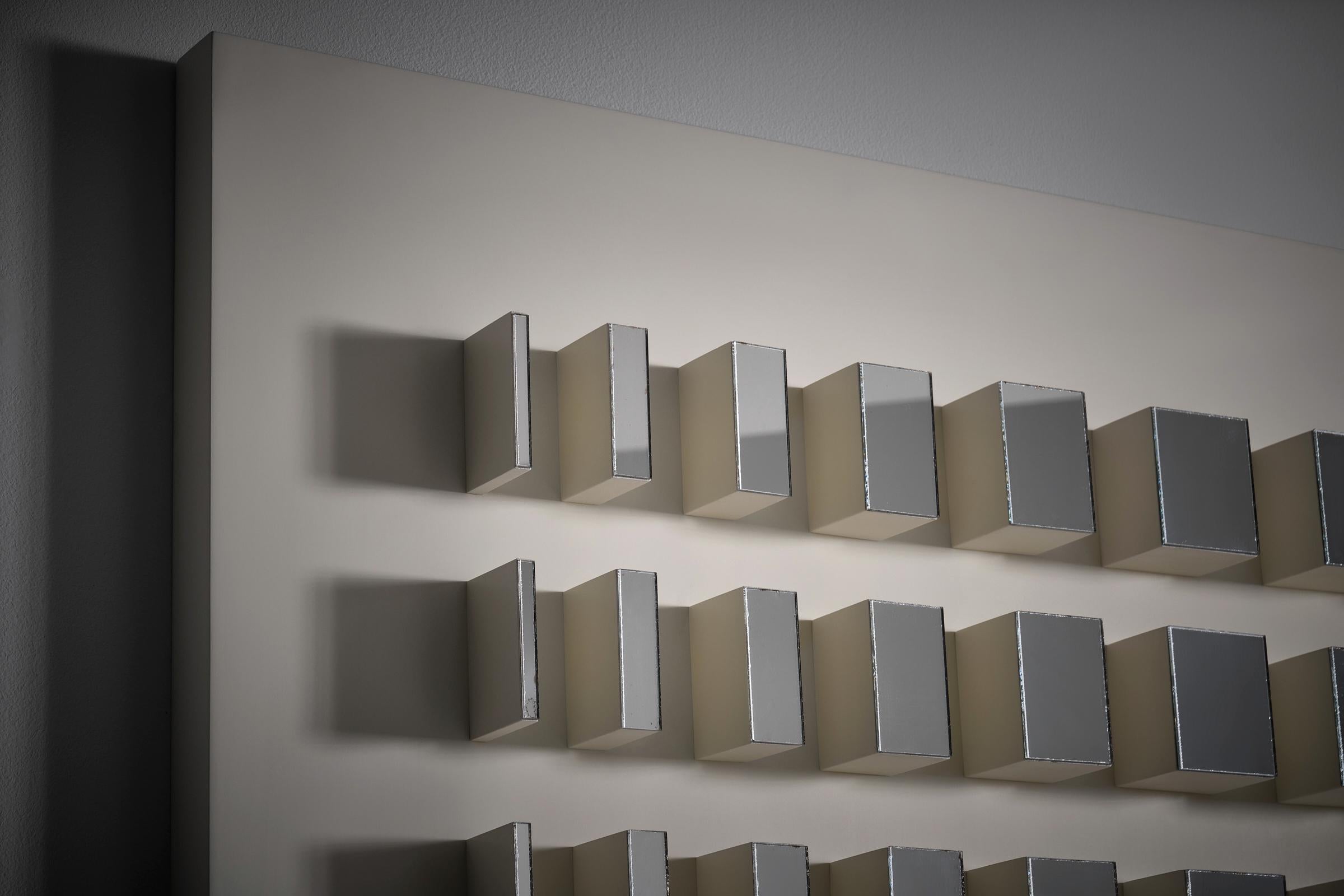 Large Op Art mirror by Godfried Lonis, the Netherlands 1976 For Sale 2