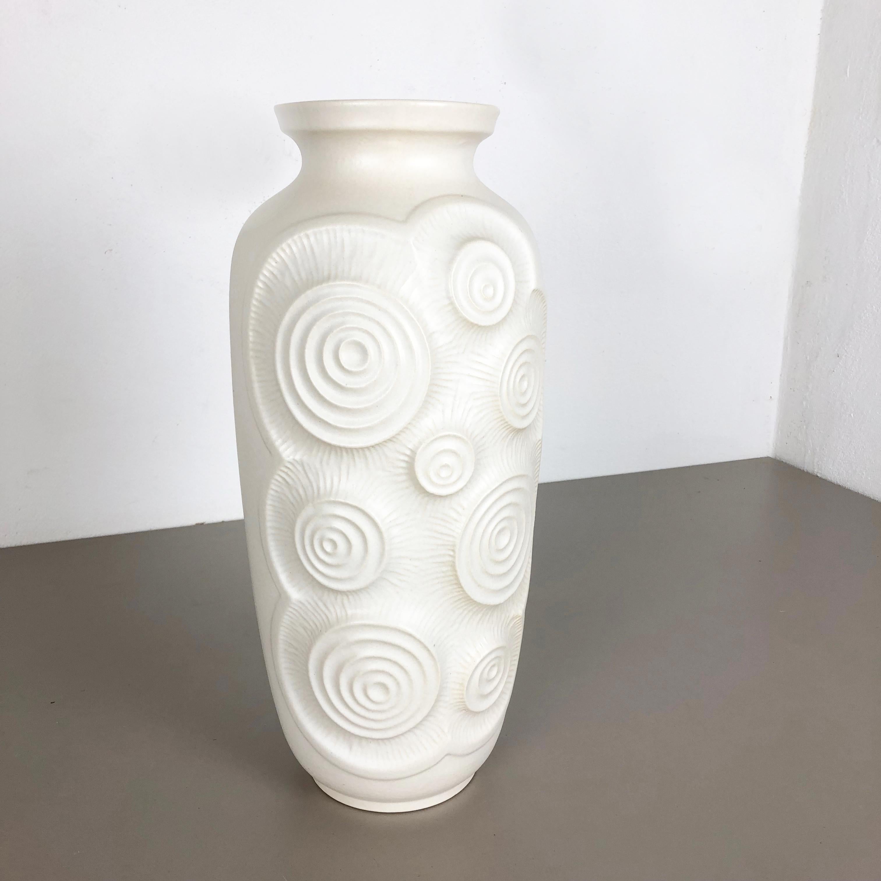 Article:

Pottery ceramic vase


Producer:

BAY Ceramic, Germany


Decade:

1960s



Description:

Original vintage 1960s pottery ceramic vase made in Germany. High quality German production with a nice abstract illustration and