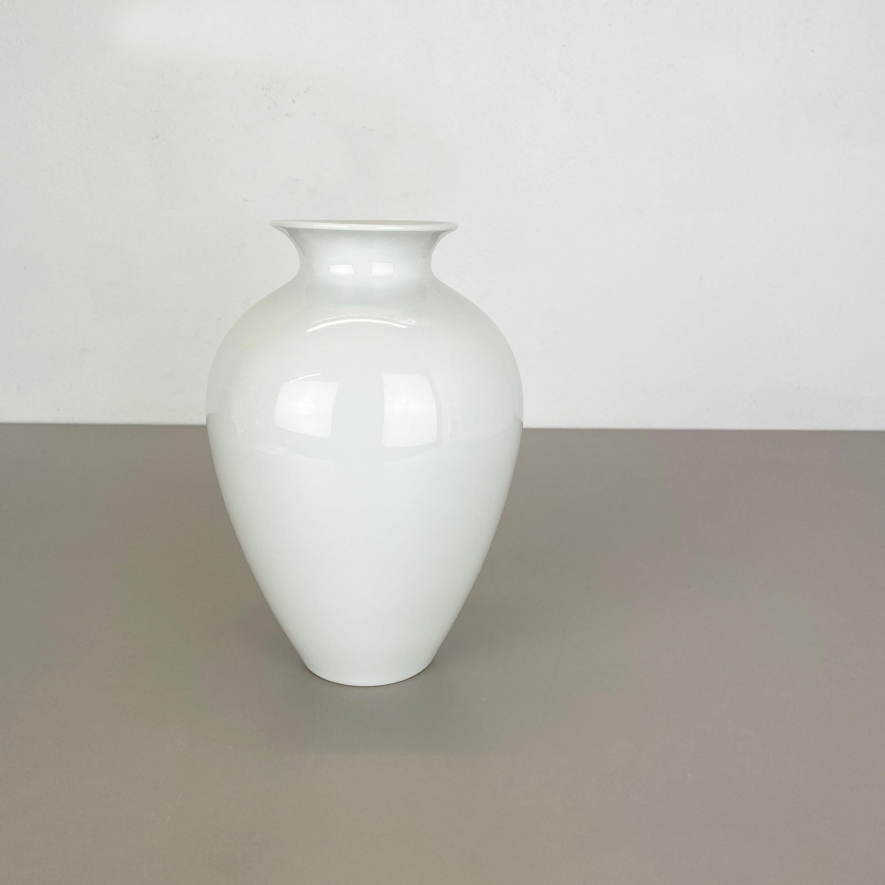Mid-Century Modern Large Op Art Vase Porcelain German Vase by Fürstenberg Ceramics, Germany, 1970s For Sale